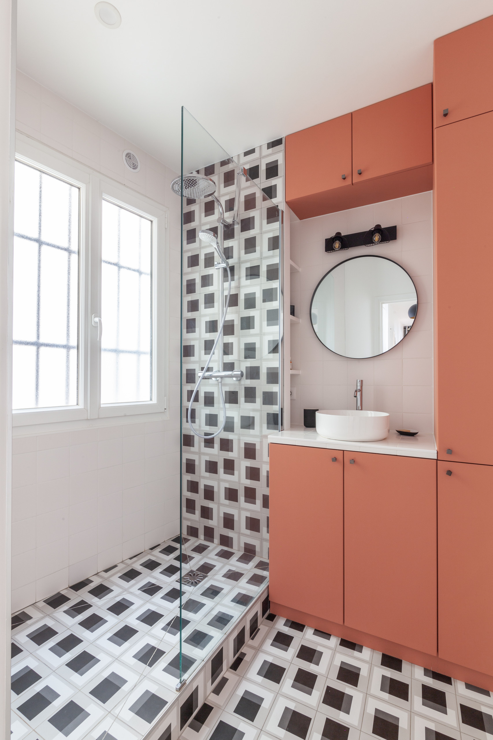 Просто фото: Хаоc и геометрия — в плитке