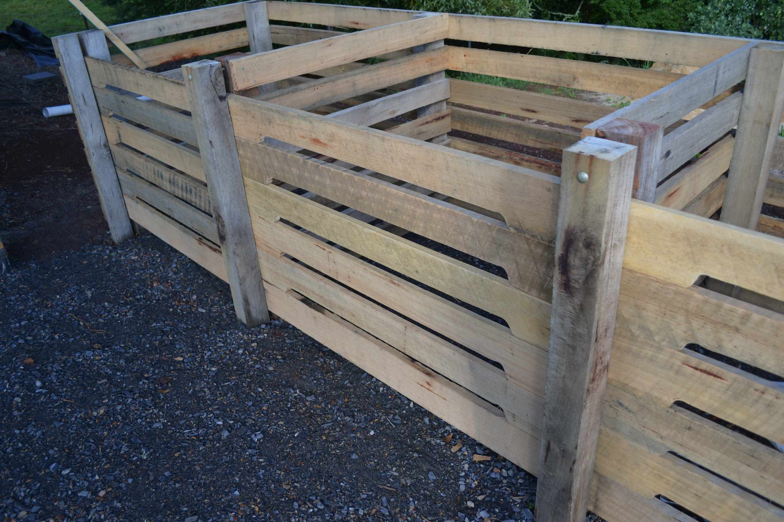 Хороший вопрос: Как сделать компост на даче и не перетрудиться