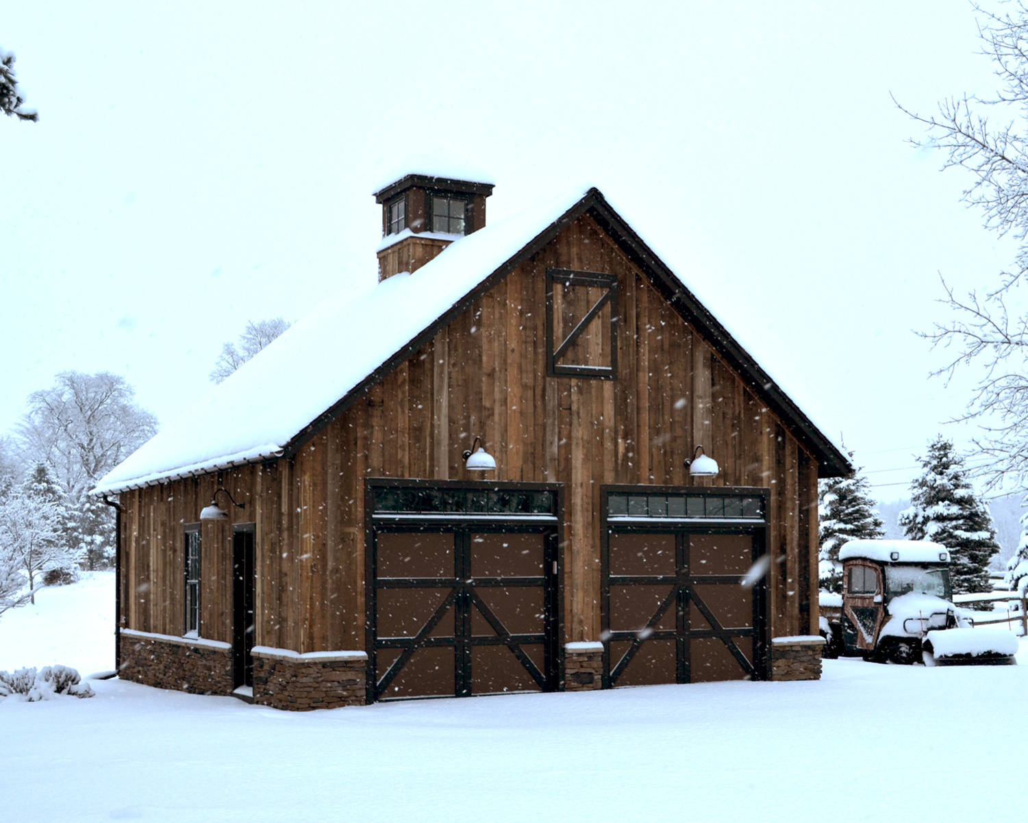 Материалы: Чем обшить деревянный дом снаружи