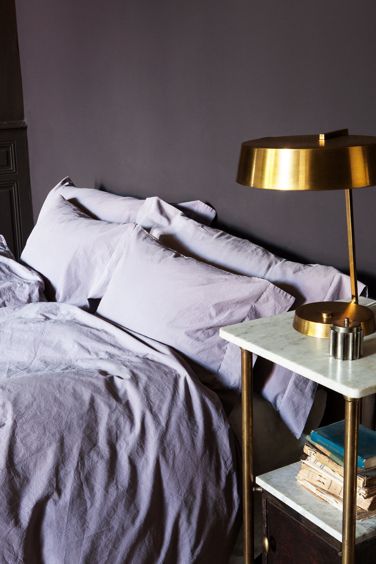 Ультрафиолет — цвет 2018 года по версии Pantone