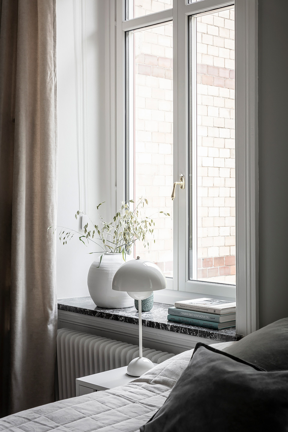 Как правильно: Подобрать модные шторы к интерьеру