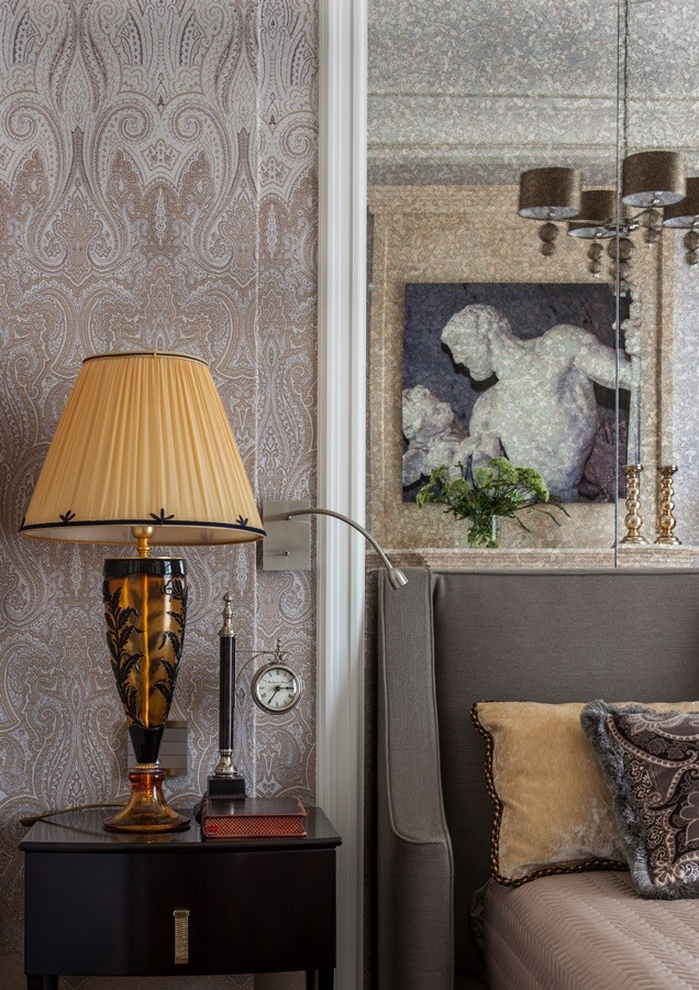 Houzz тур: Квартира в Сколково с мрамором и зеркалами