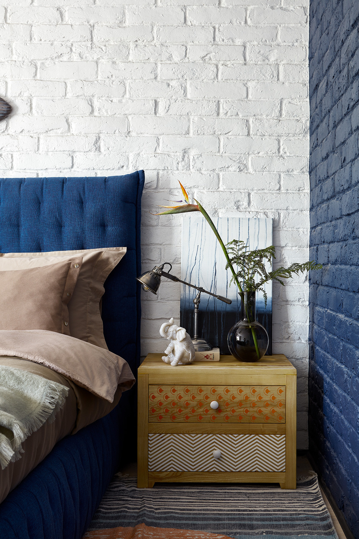 Houzz тур: Квартира для поклонницы истории искусств и фэнтези