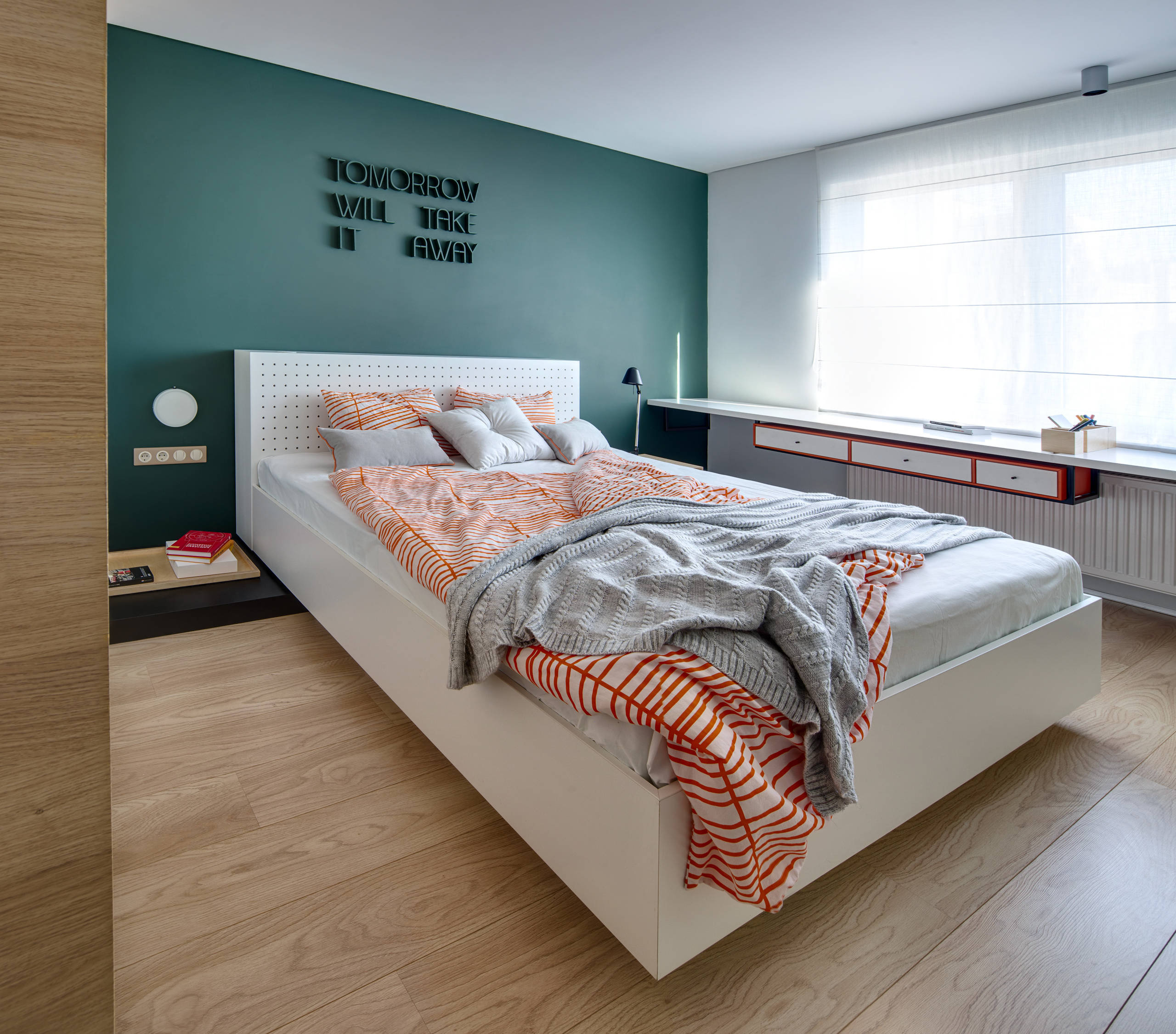 Houzz Украина: Интерьер для холостяка и кошки