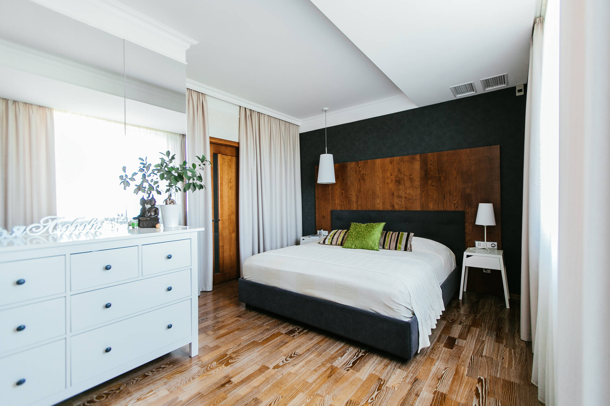 В гостях: Двухэтажная квартира в Крыму с винтовой лестницей