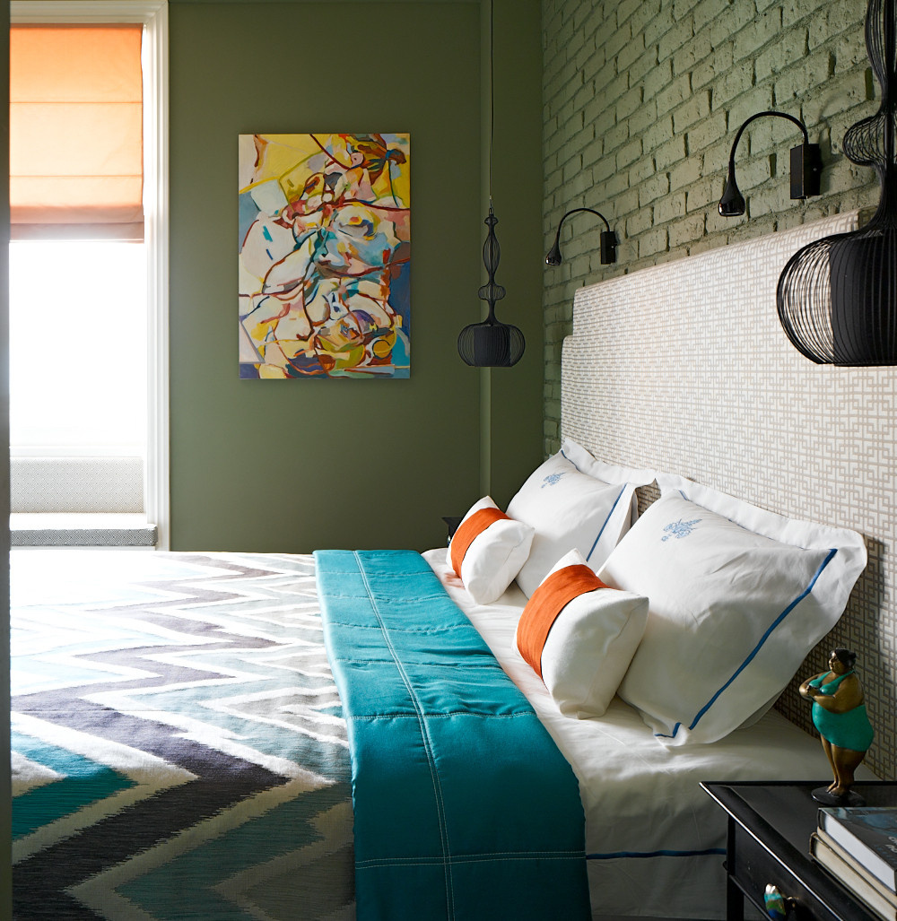 Фотоохота: 31 вариант цветных стен в спальне