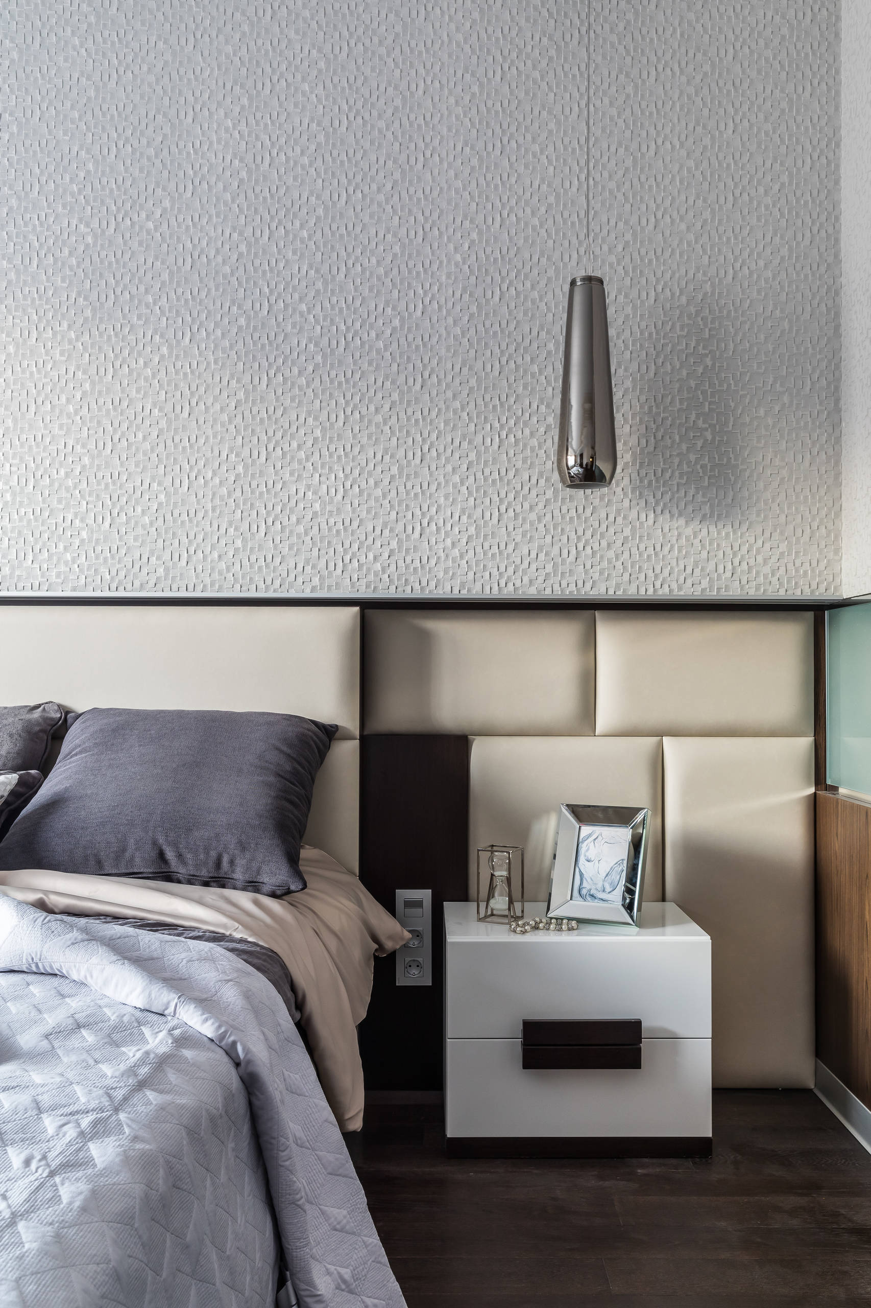 Хороший вопрос: Как правильно покрасить стену в белый?