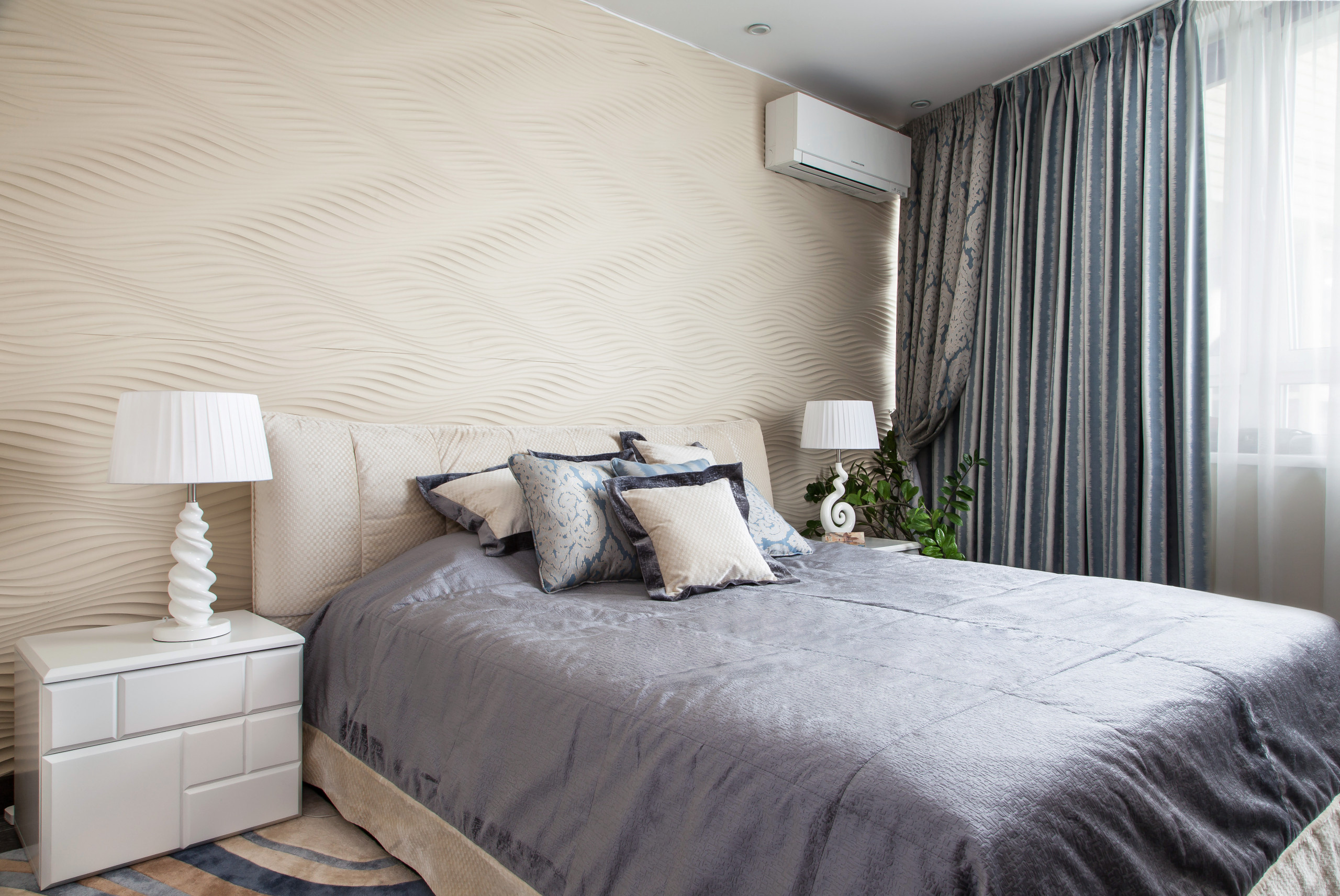 Houzz тур: Квартира c яркой кухней и мебелью из Китая