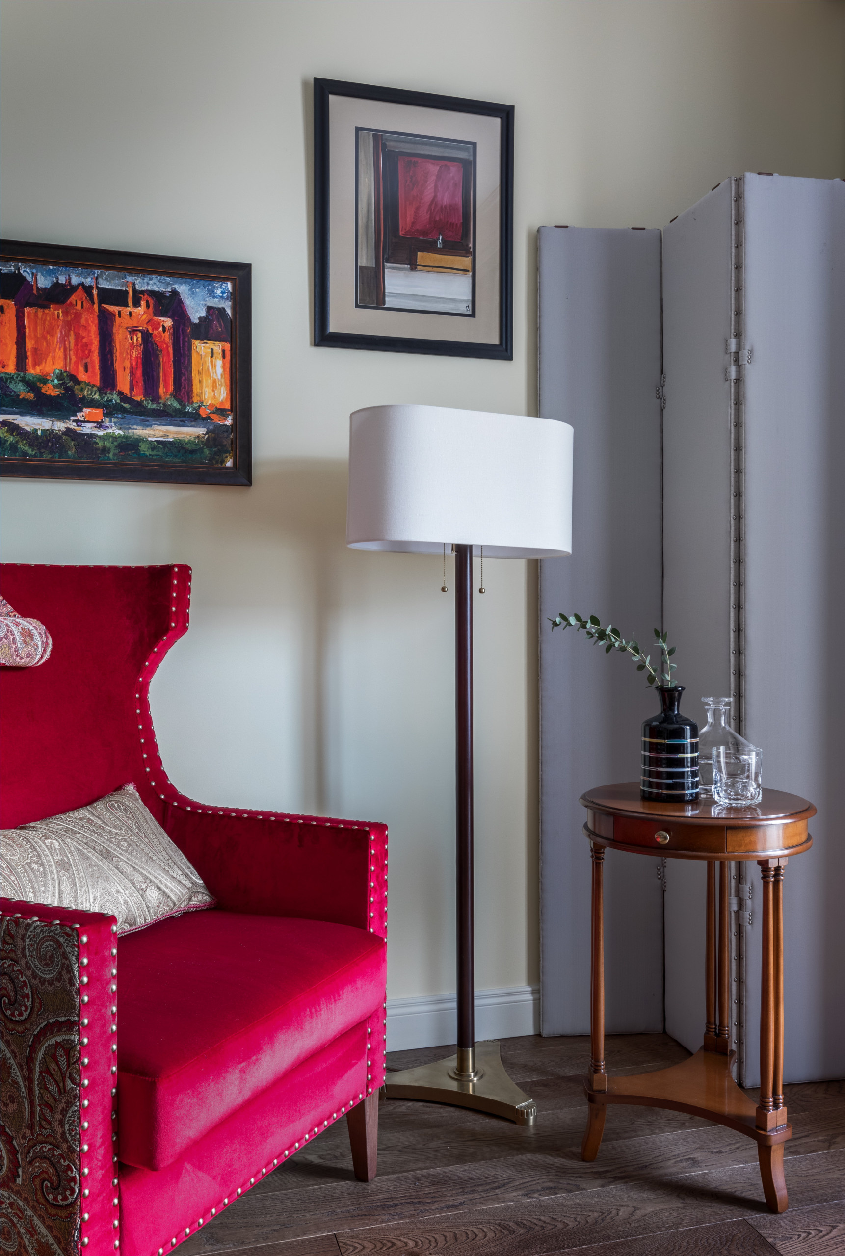 Houzz тур: Сталинка с коллекцией скандинавского стекла