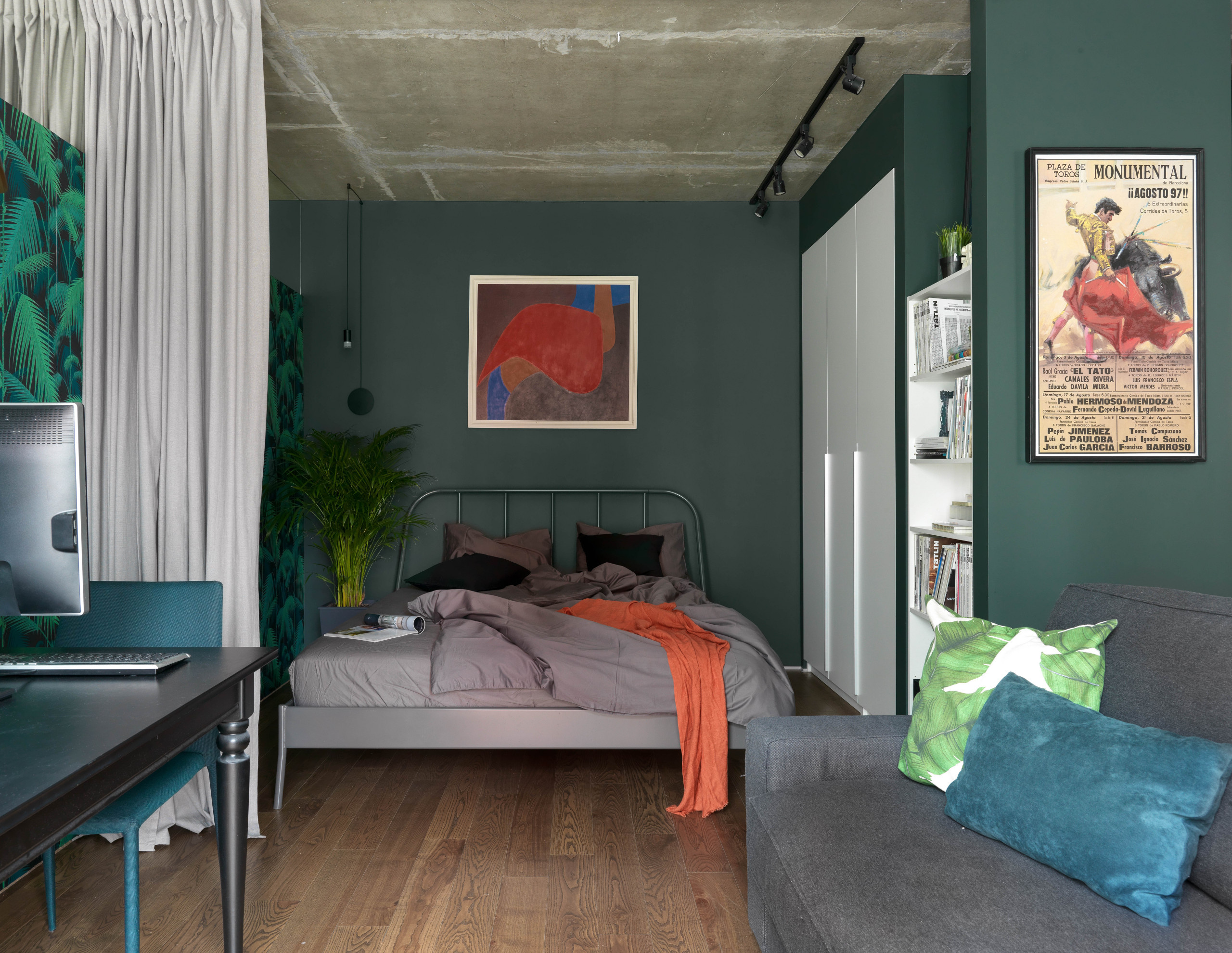 В гостях: Квартира с эпатажными обоями