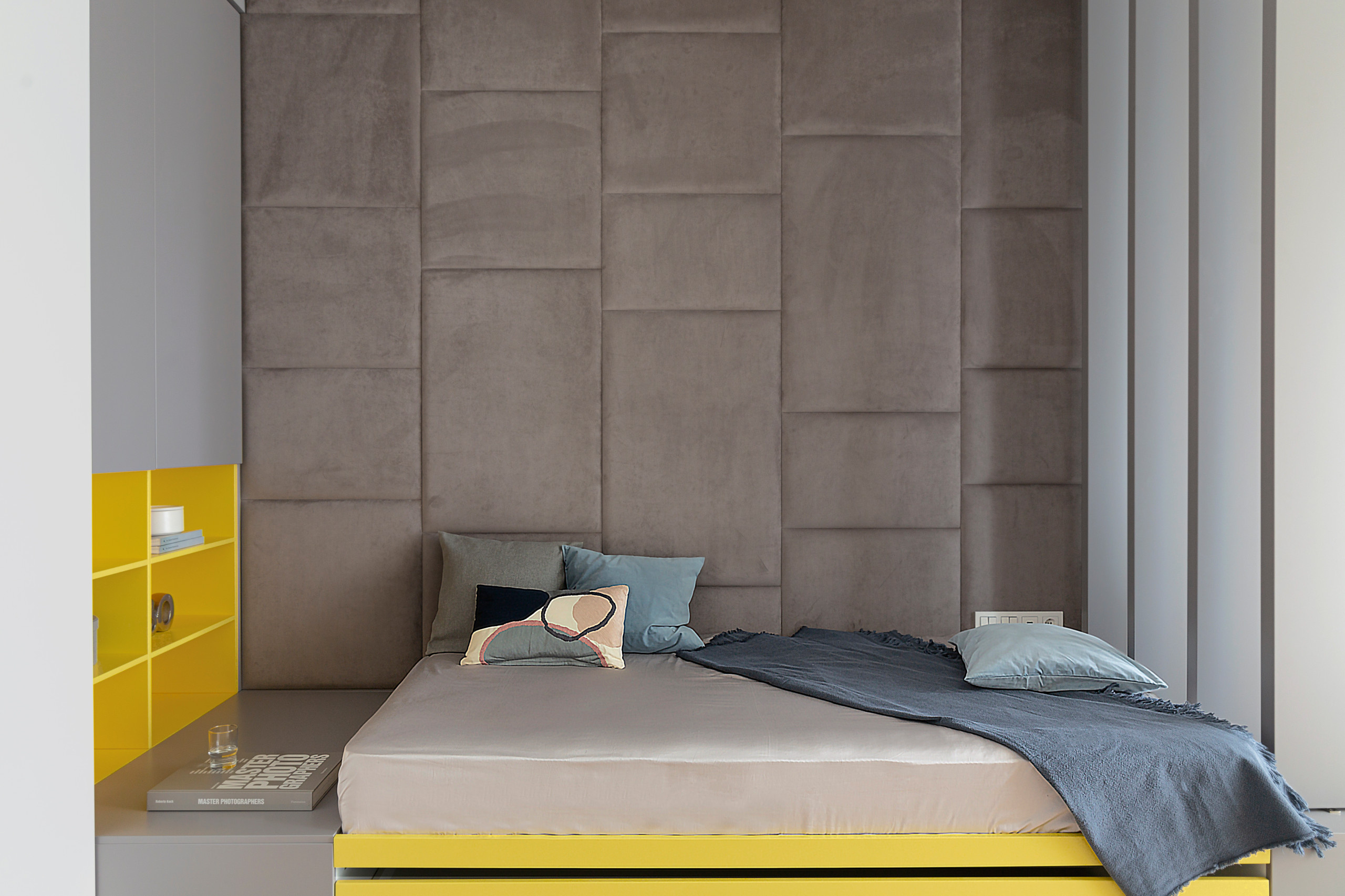 Houzz тур: Воздушный интерьер в глянце и монохроме