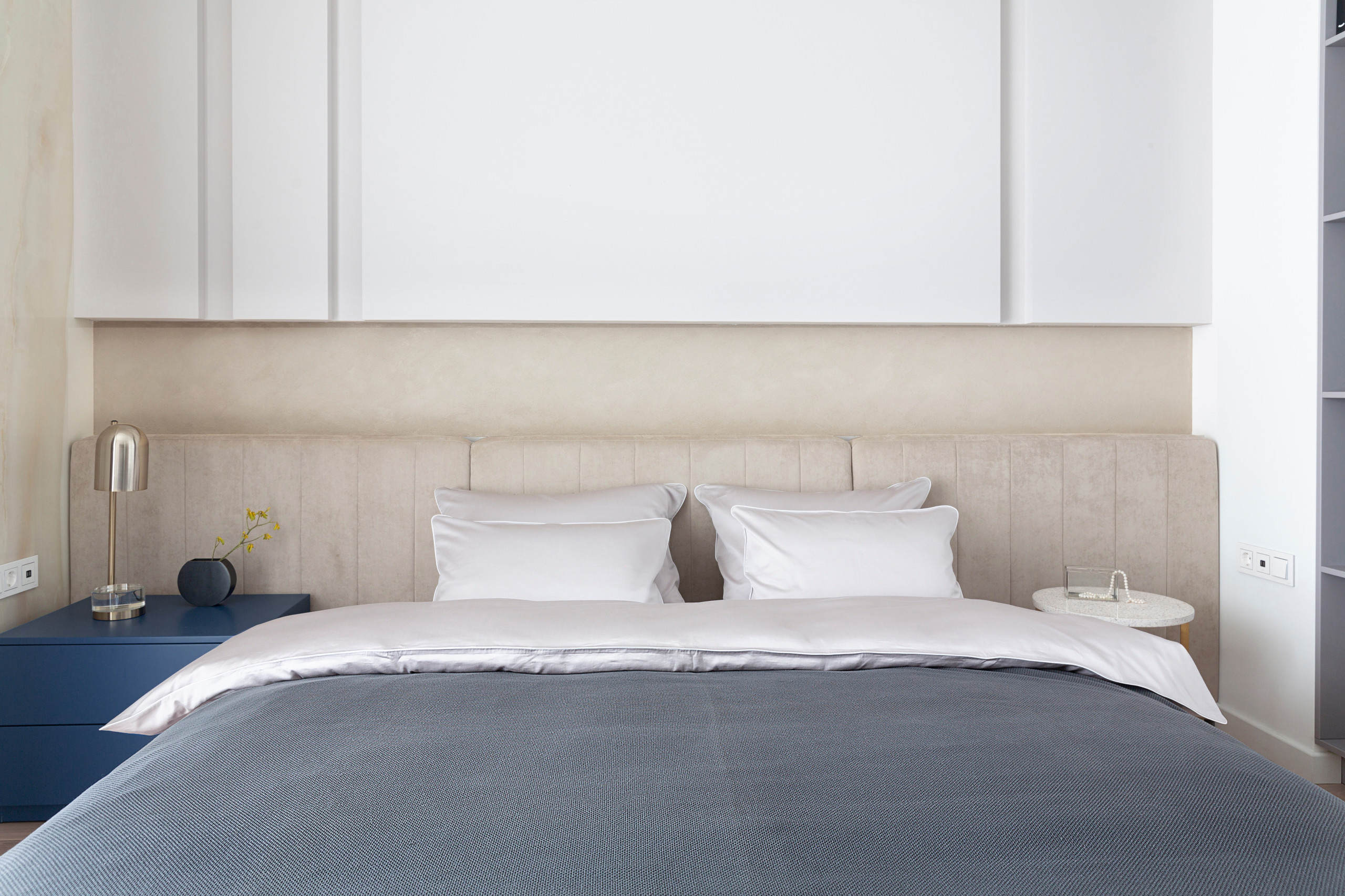 Houzz тур: Воздушный интерьер в глянце и монохроме