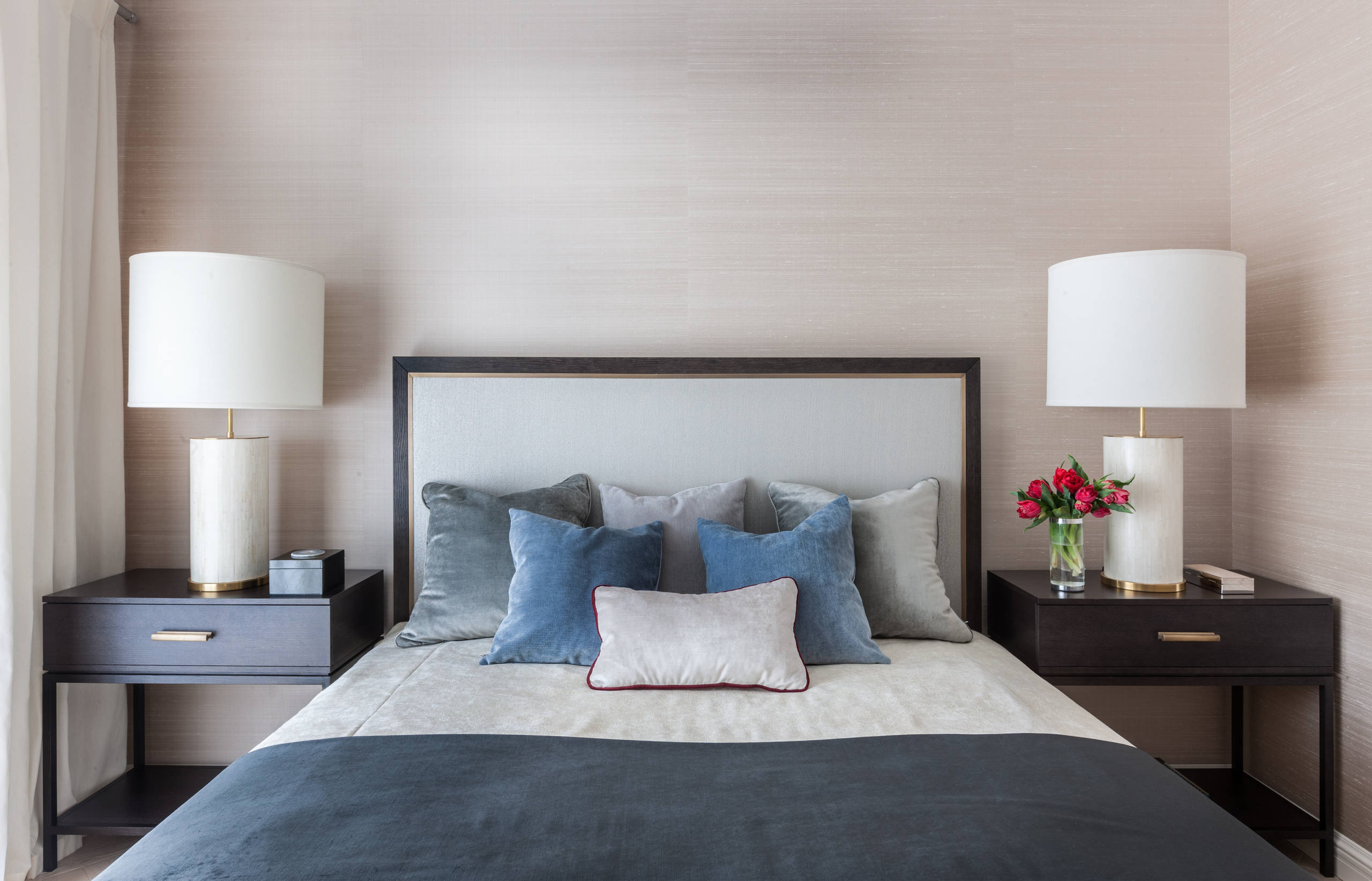 Houzz тур: Квартира с зеркальным холлом