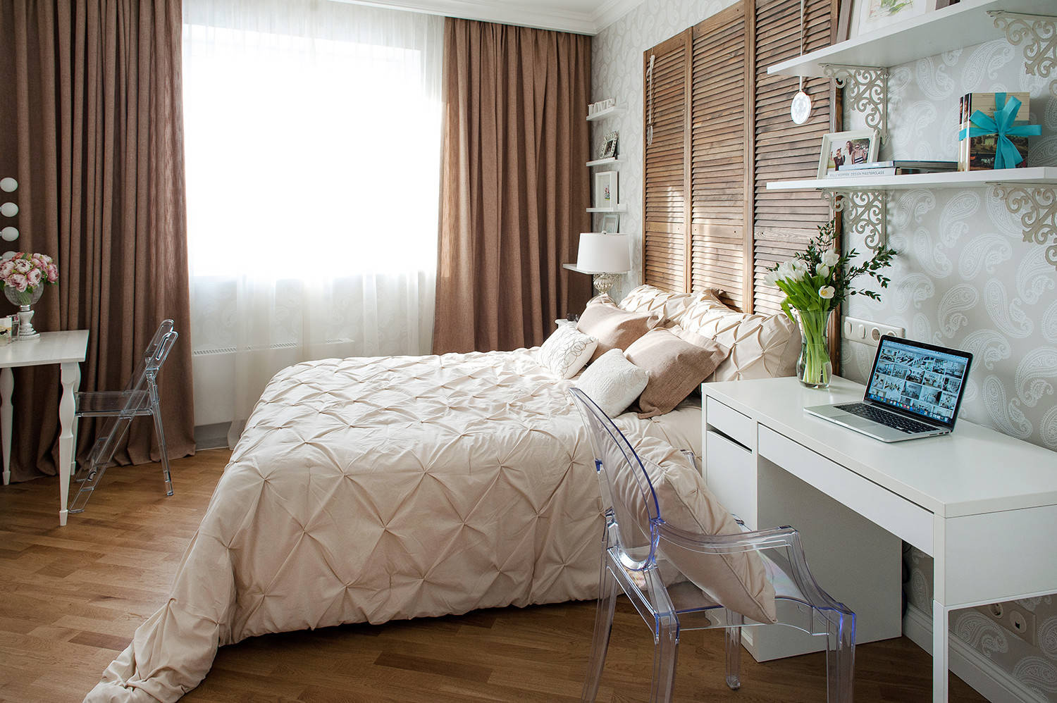 Просто фото: Изголовье кровати своими руками — 26 идей