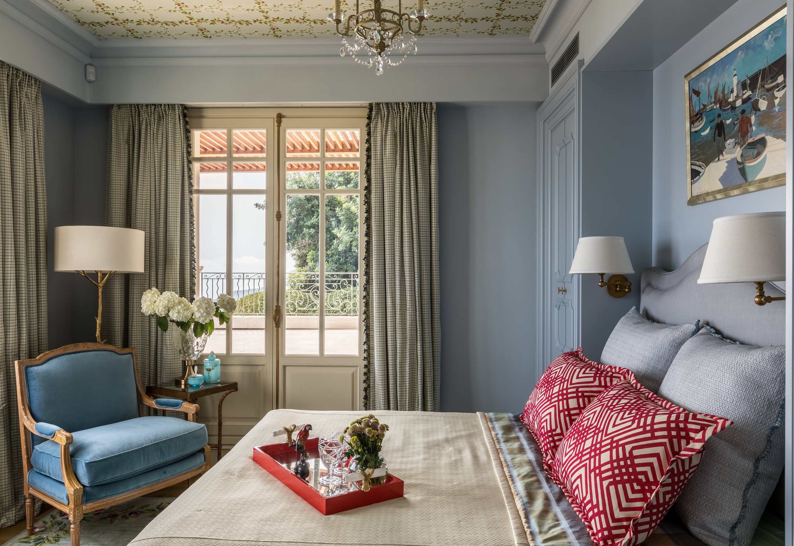 Houzz тур: Вилла в Кап-Ферра с атмосферой колониальной Франции