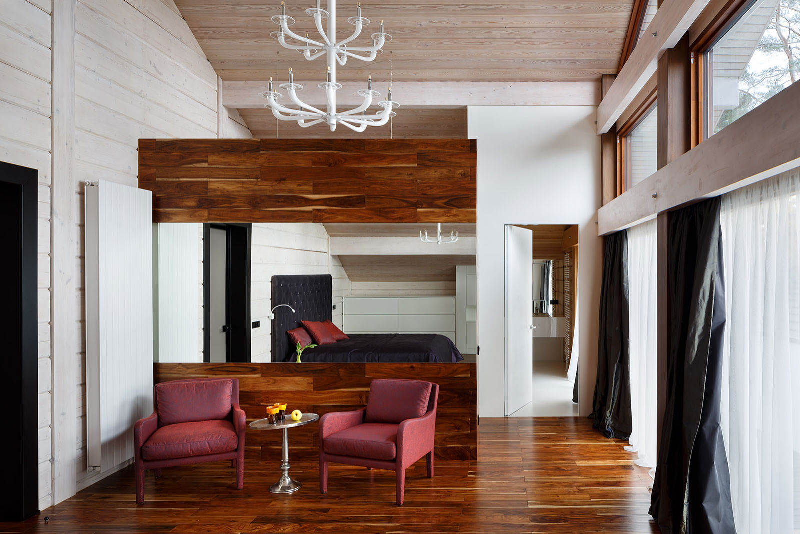 Вопрос: Зачем вам паркет из экзотических пород