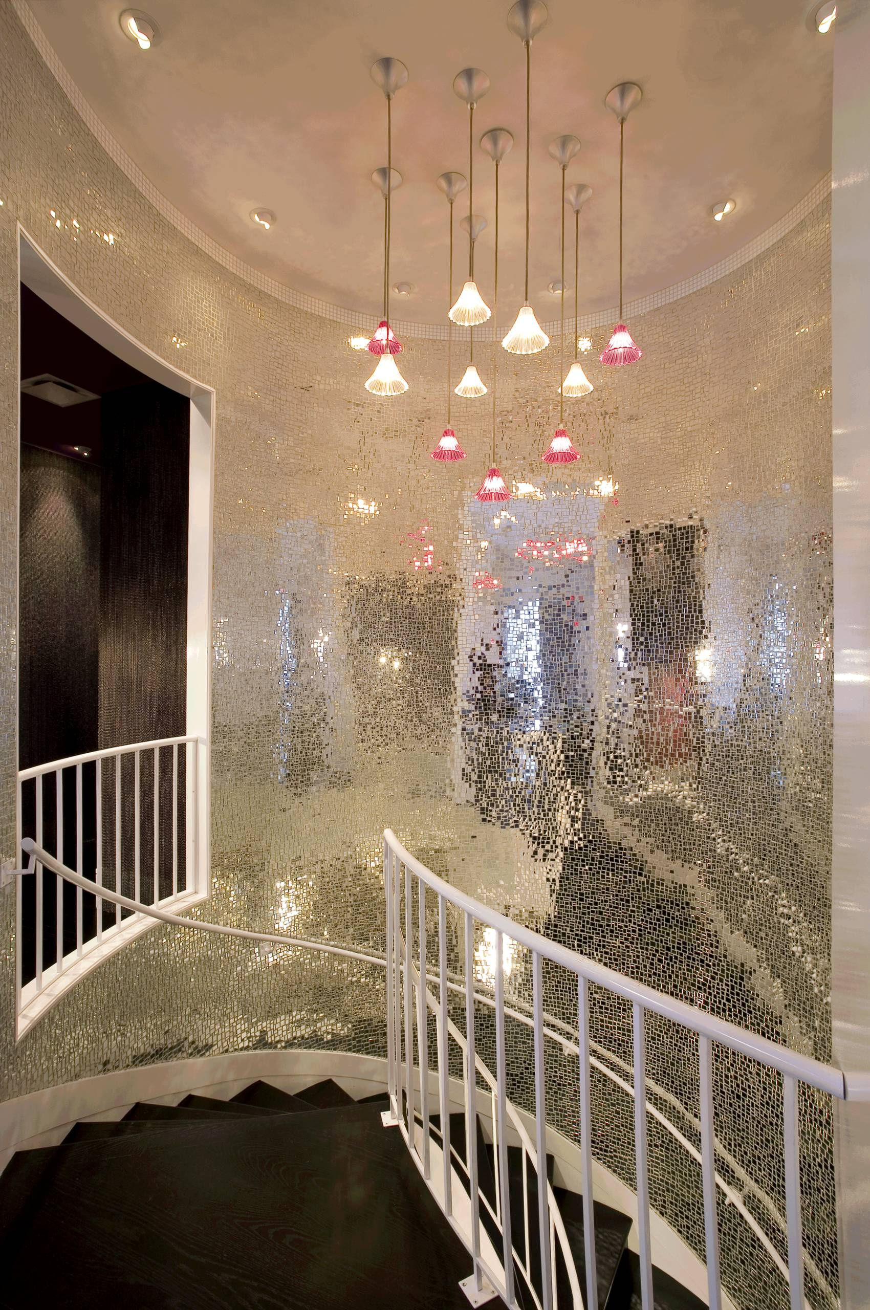 Осколки: Как можно использовать зеркальную мозаику