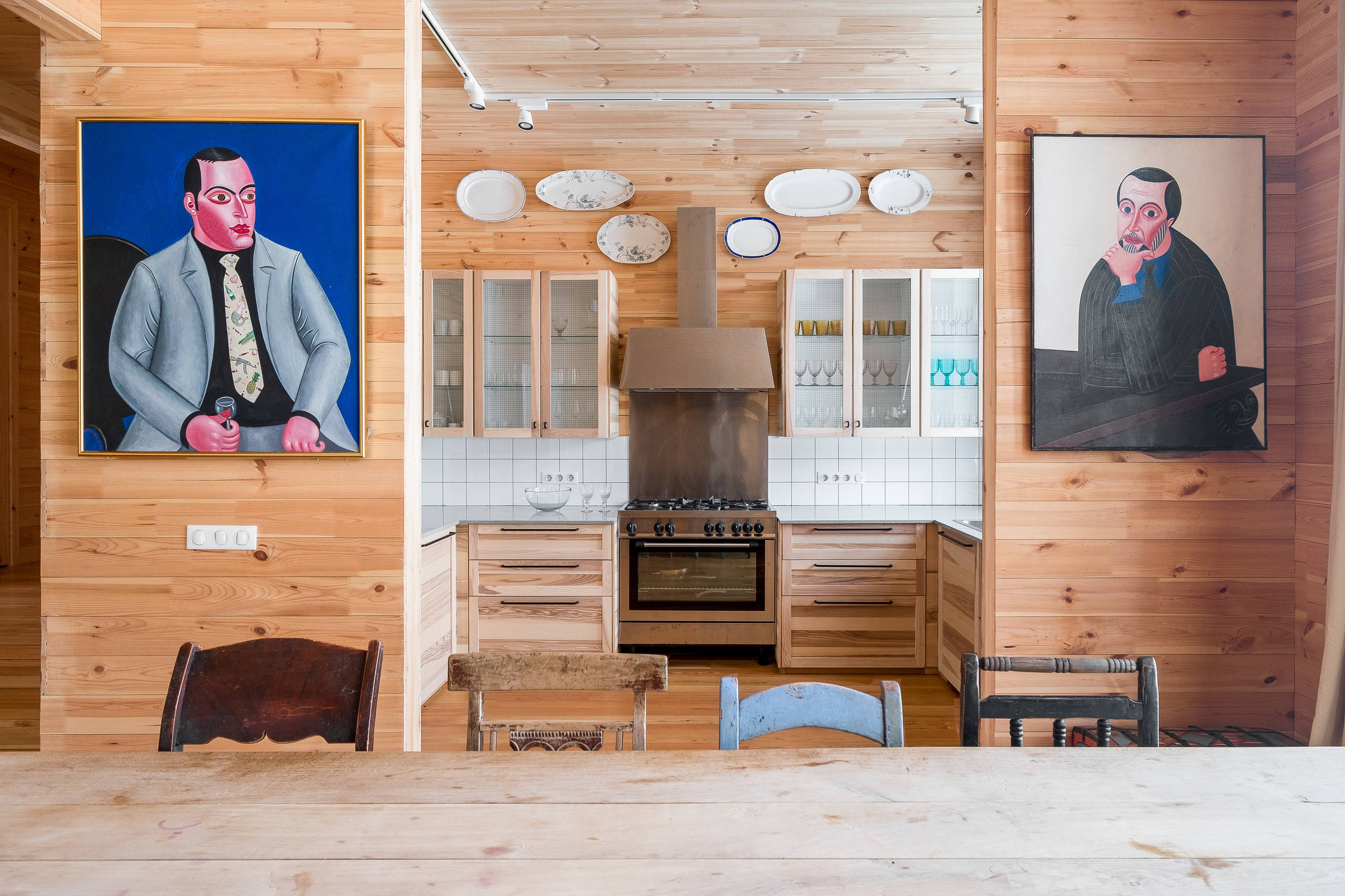 Houzz тур: Дача под Тарусой для большой творческой семьи