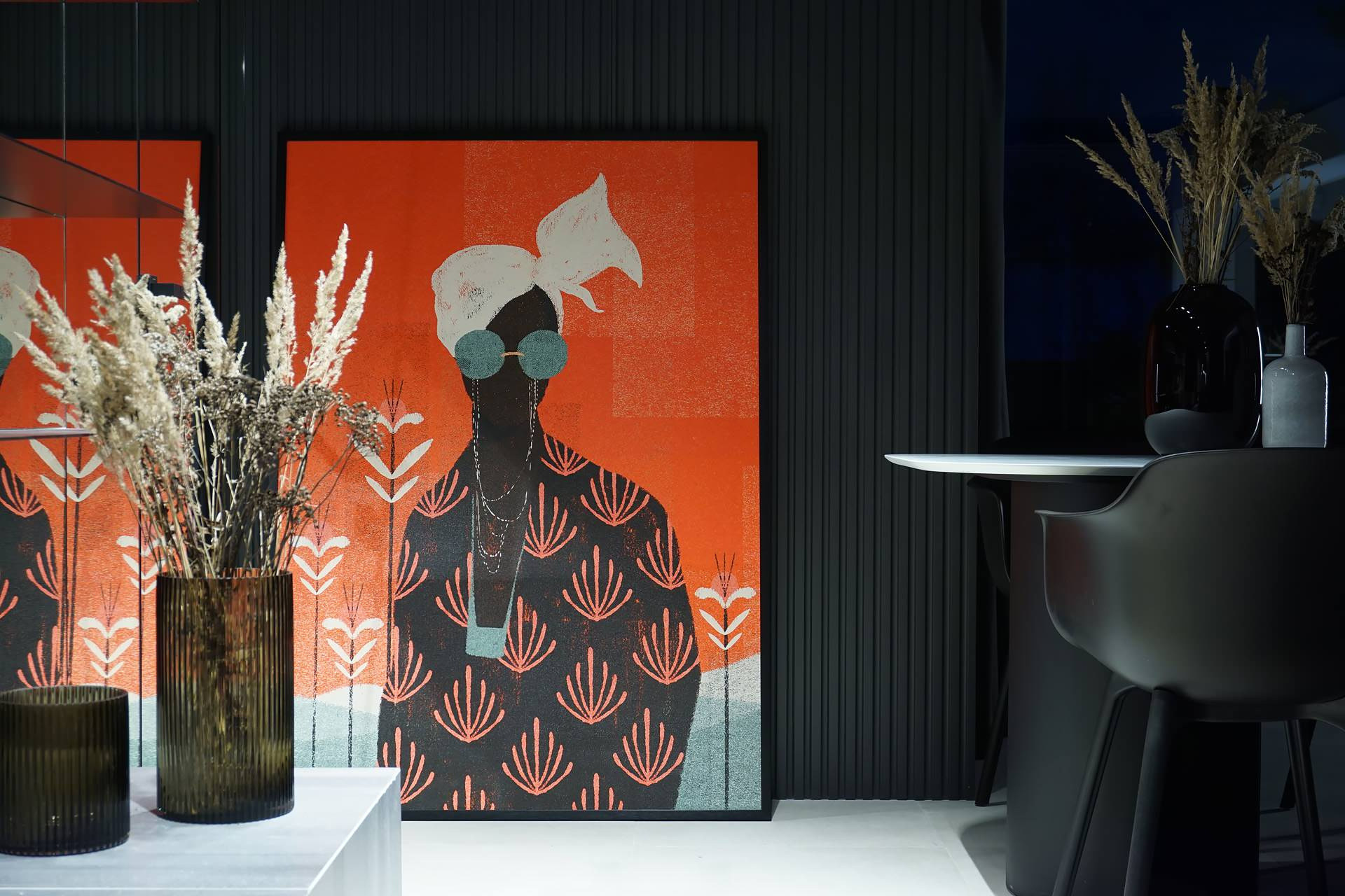 Проект недели: Графитовая кухня-гостиная в загородном доме