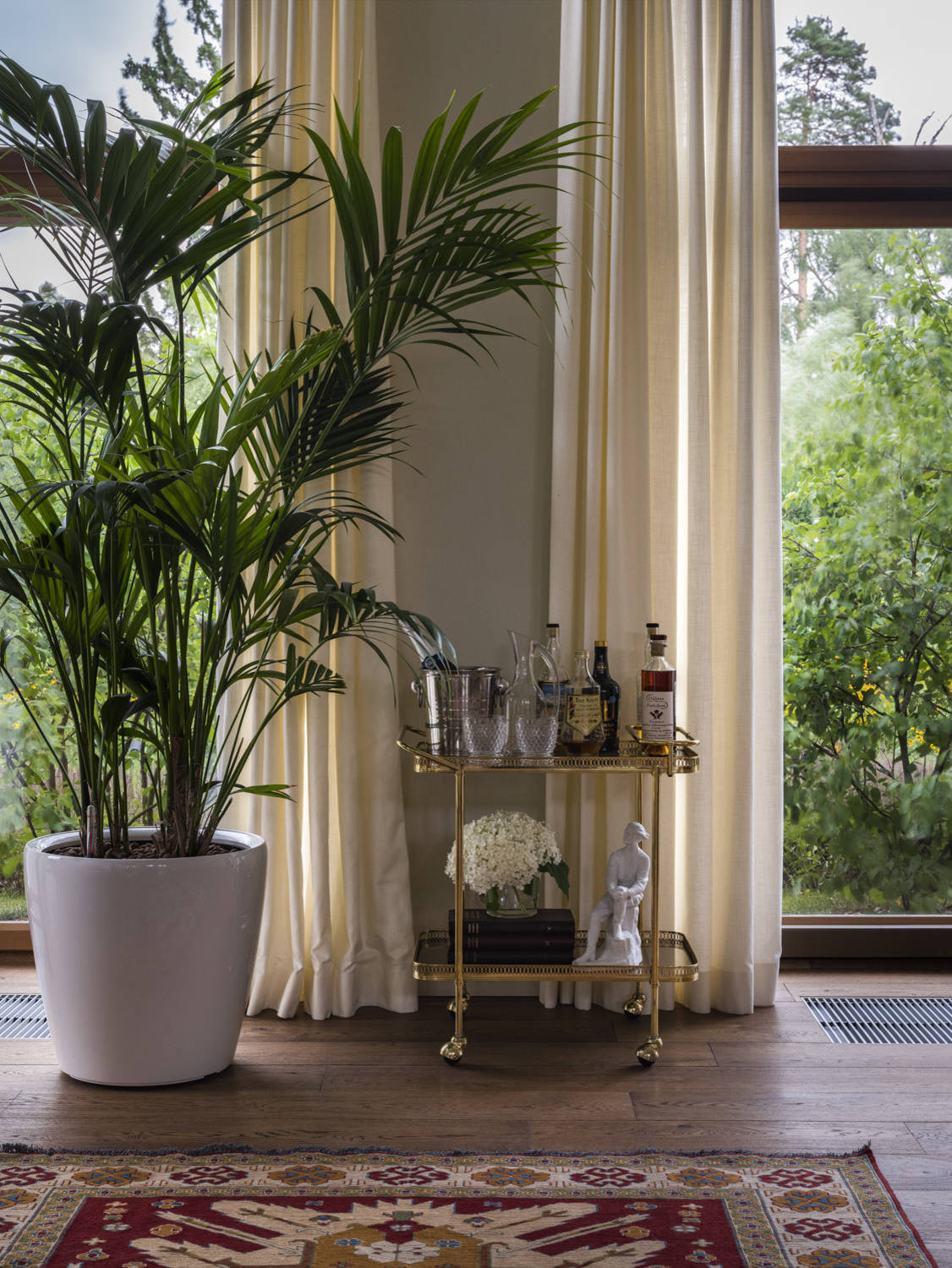 Вопрос: Чем заменить землю для растений в горшках