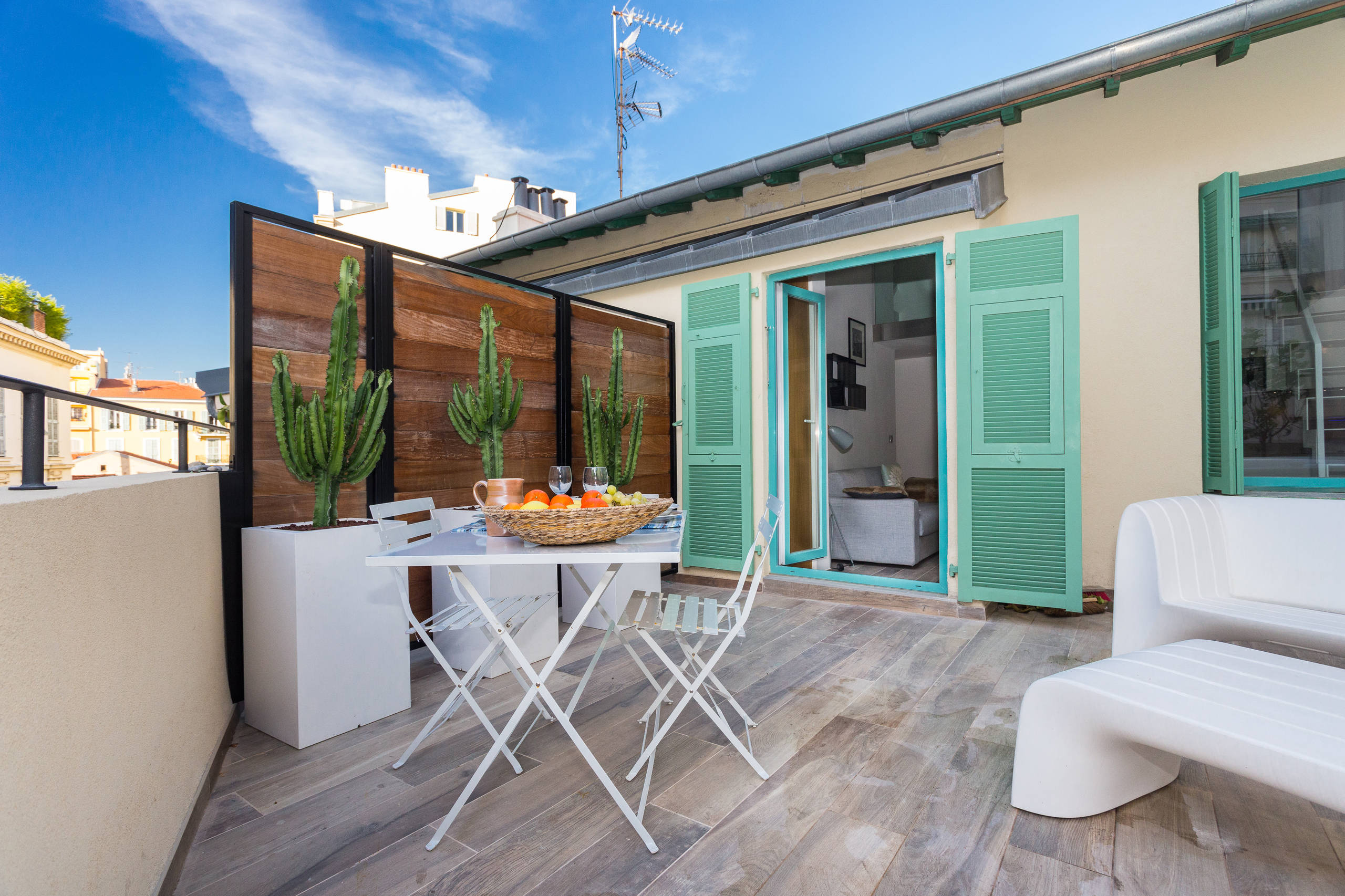 Фотоохота: 87 балконов, вдохновляющих дизайном и видом на город