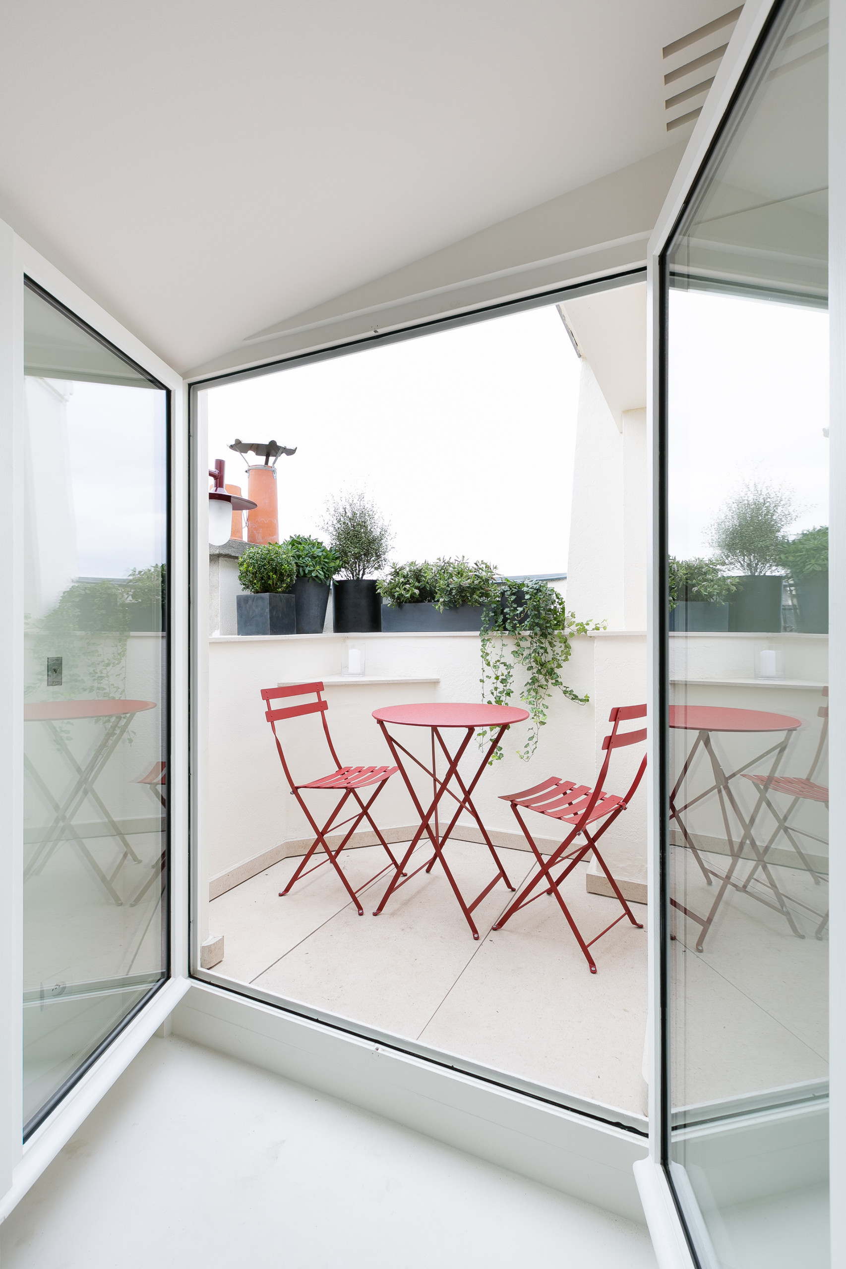 Фотоохота: 86 дизайн-идей для небольшого открытого балкончика