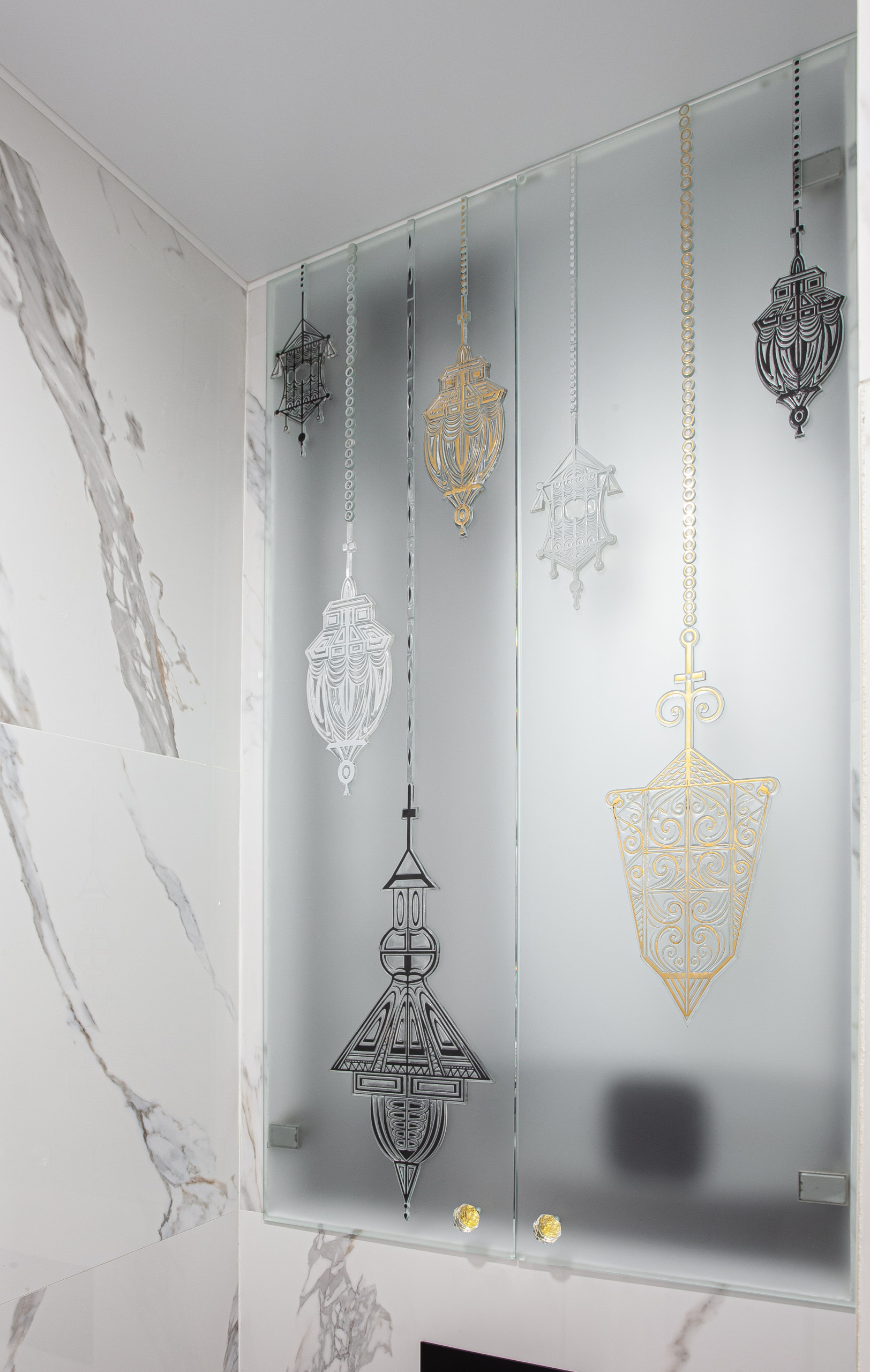 До и после: Квартира с мойкой для обуви в прихожей