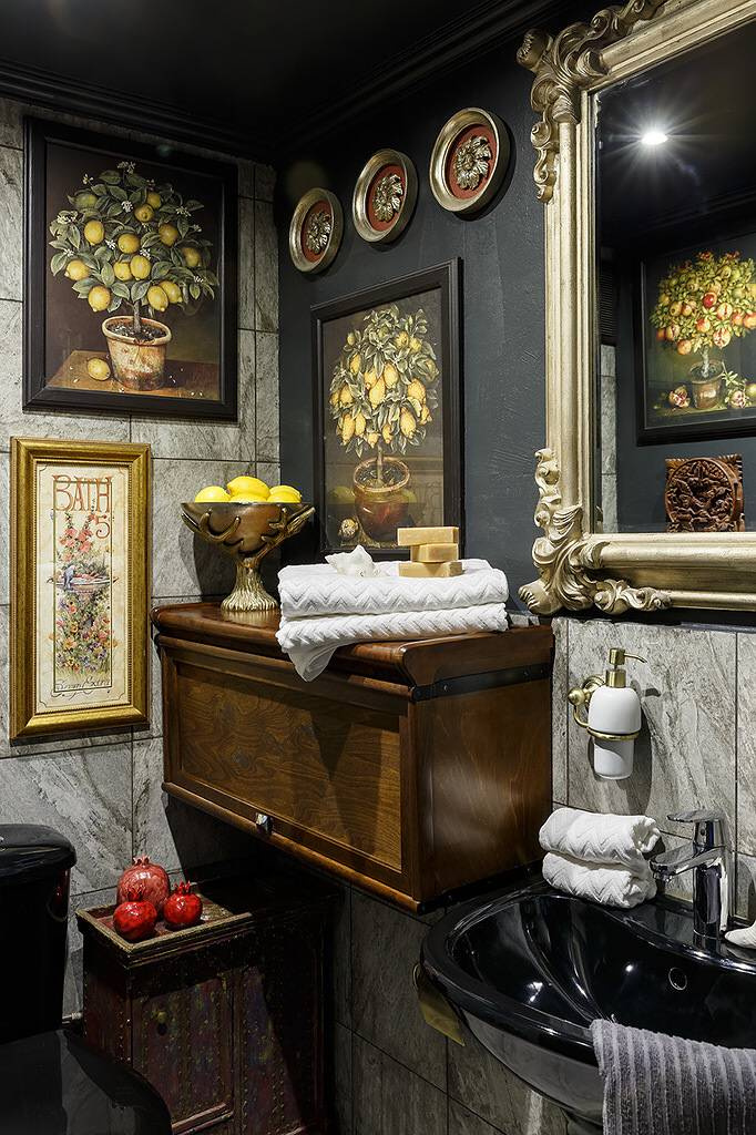 Просто фото: Темные санузлы