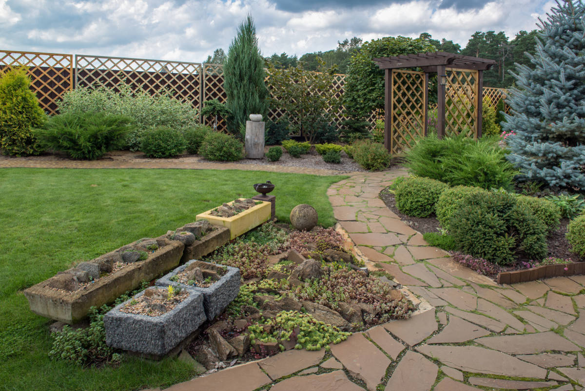 Сад недели: с вересками, злаками и лесной зоной