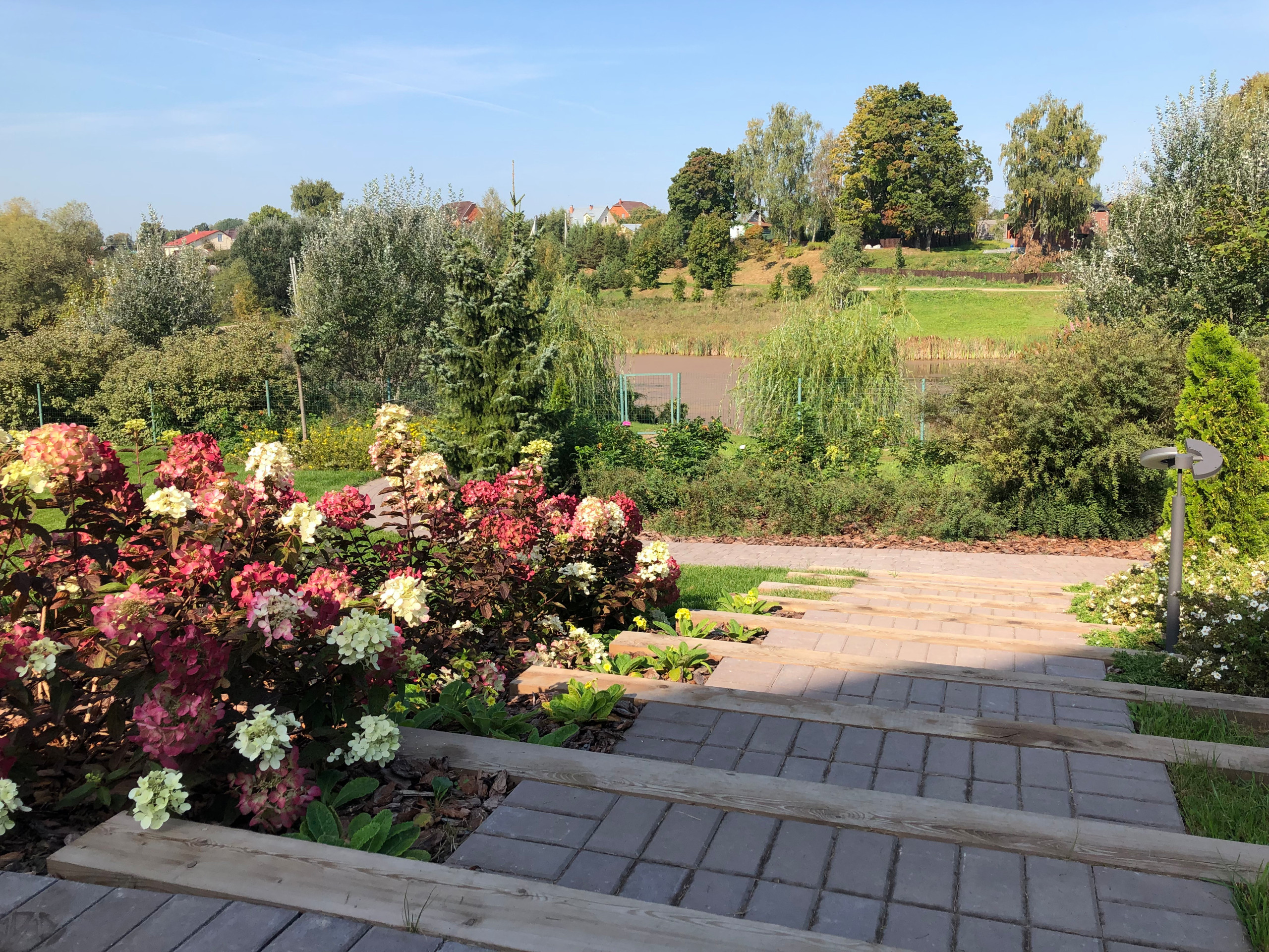 В гостях: Переделка природного сада у каскада прудов
