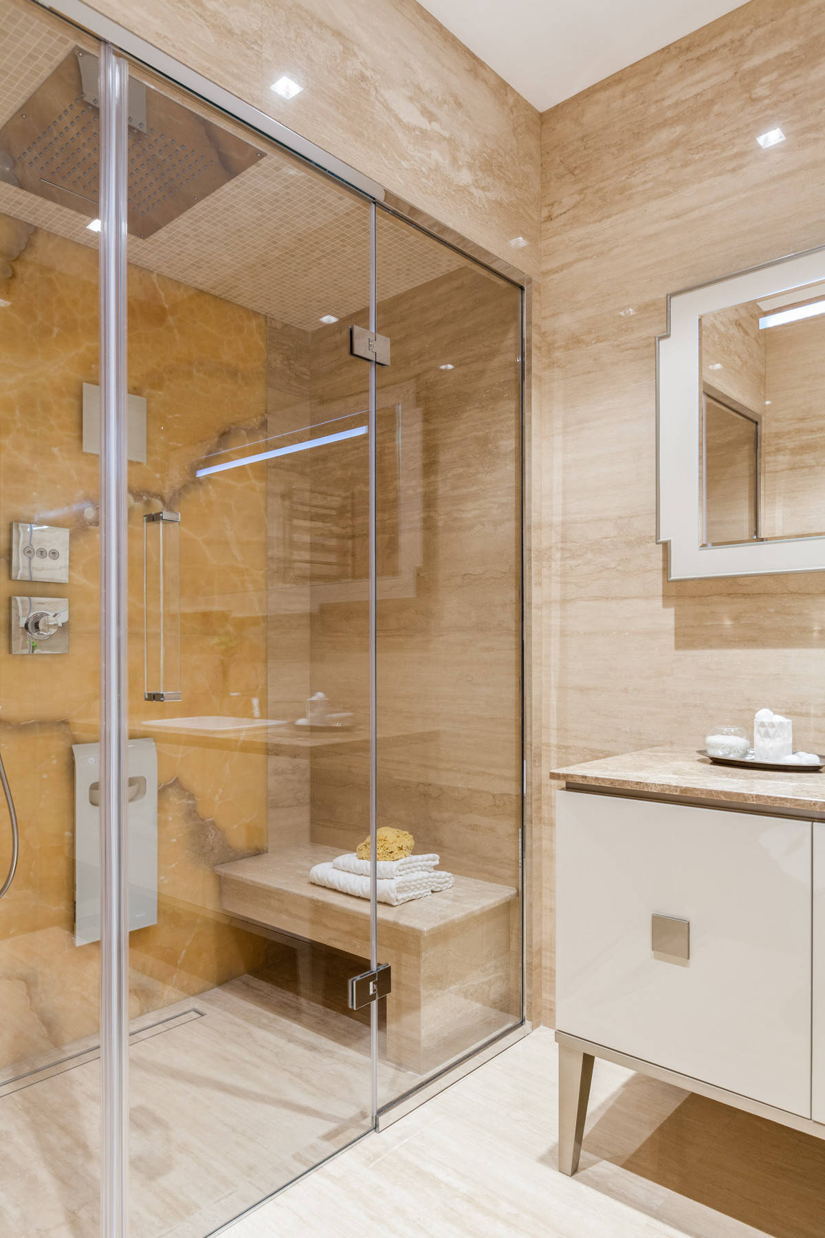 Houzz тур: Роскошная простота на берегу Москвы-реки