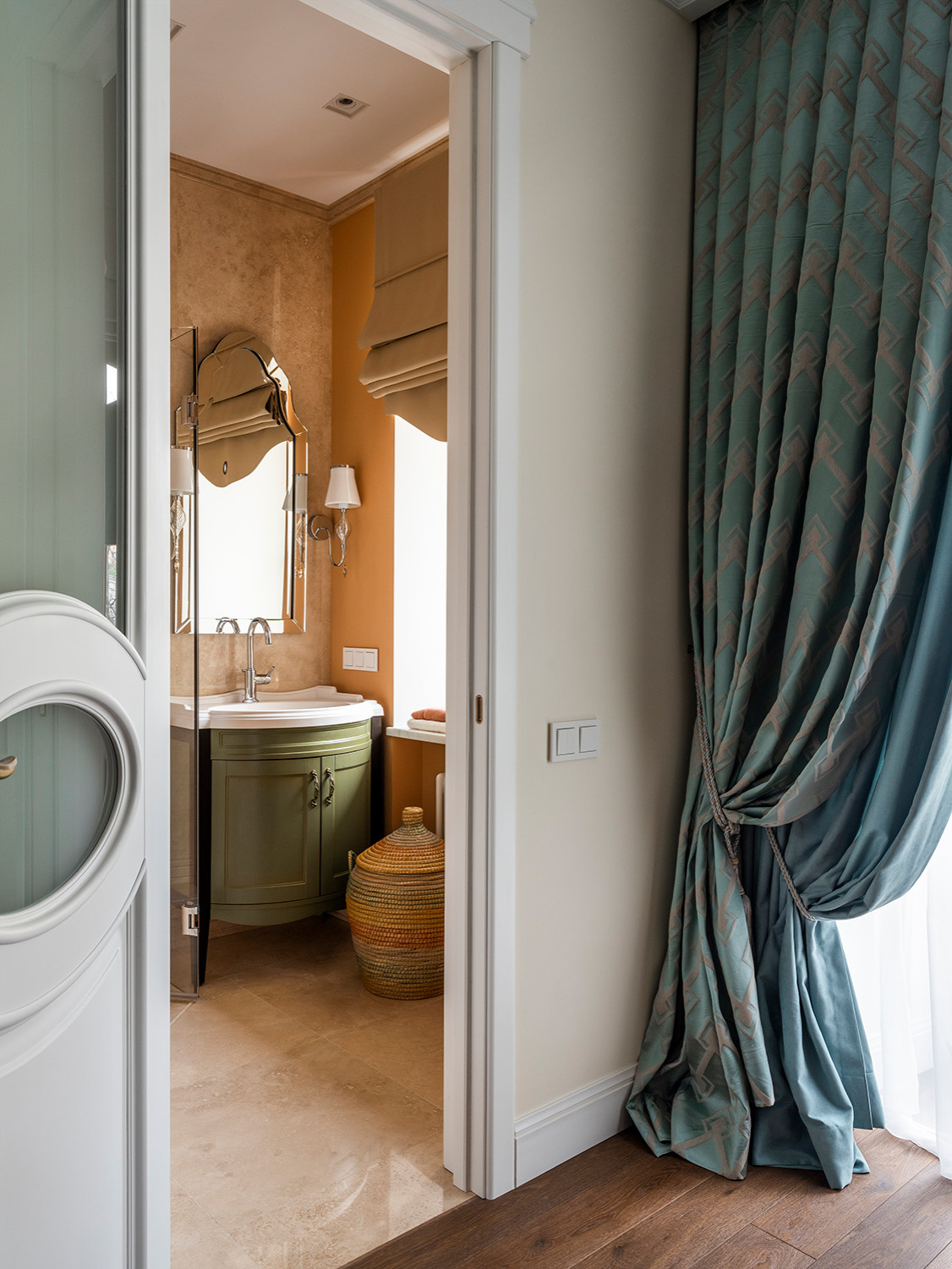 Houzz тур: Квартира как отель — соединенная из трех малогабариток