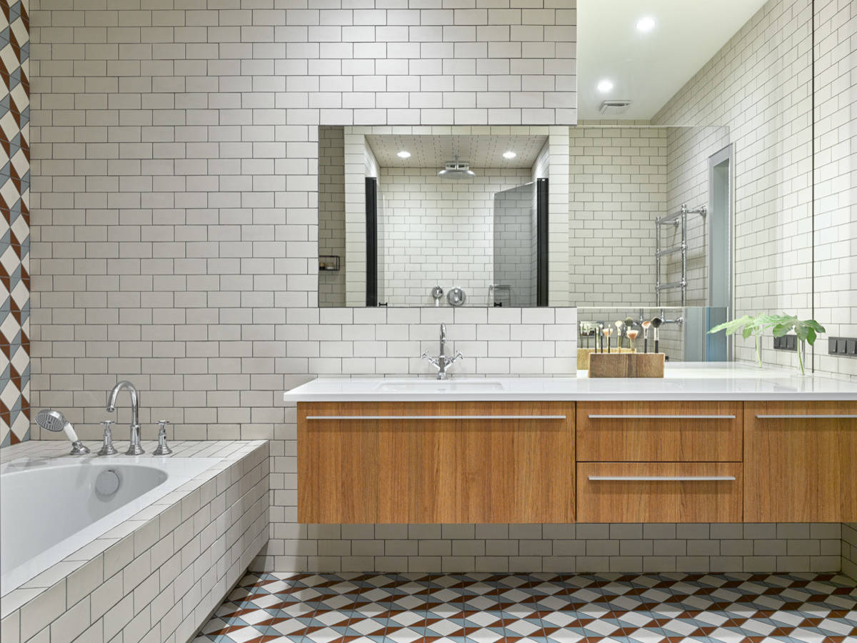 Houzz тур: Квартира с прихожей в кубе и стеклянным кабинетом