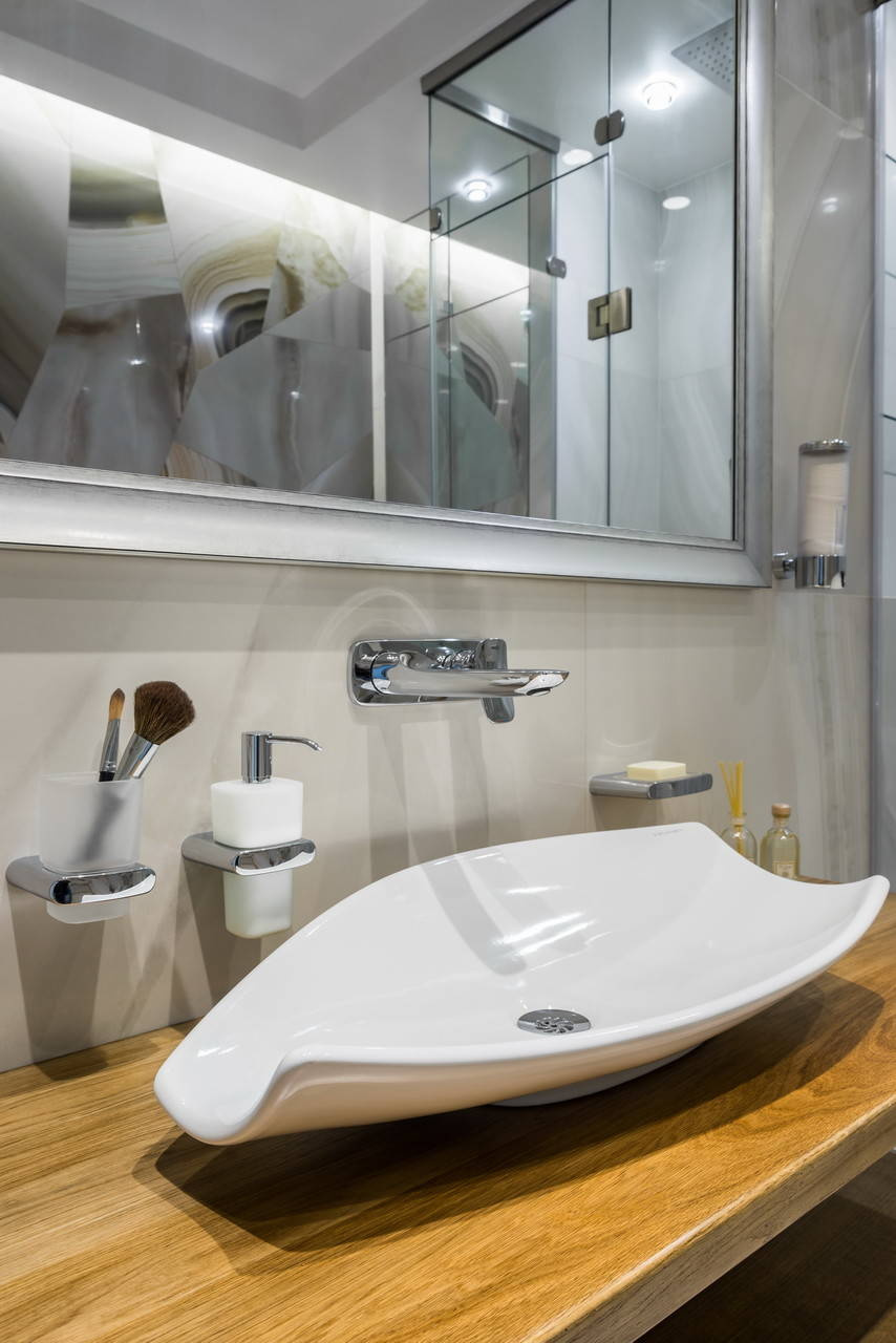 Houzz тур: Оникс, медь и зеркала в центре Петербурга