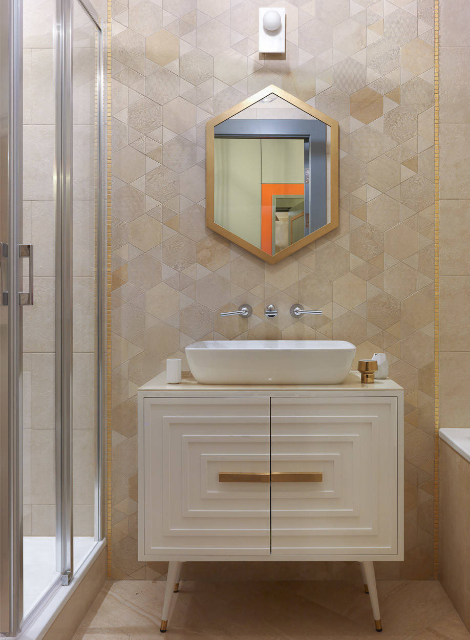 Что лучше: Подрезать плитку или нарастить стену