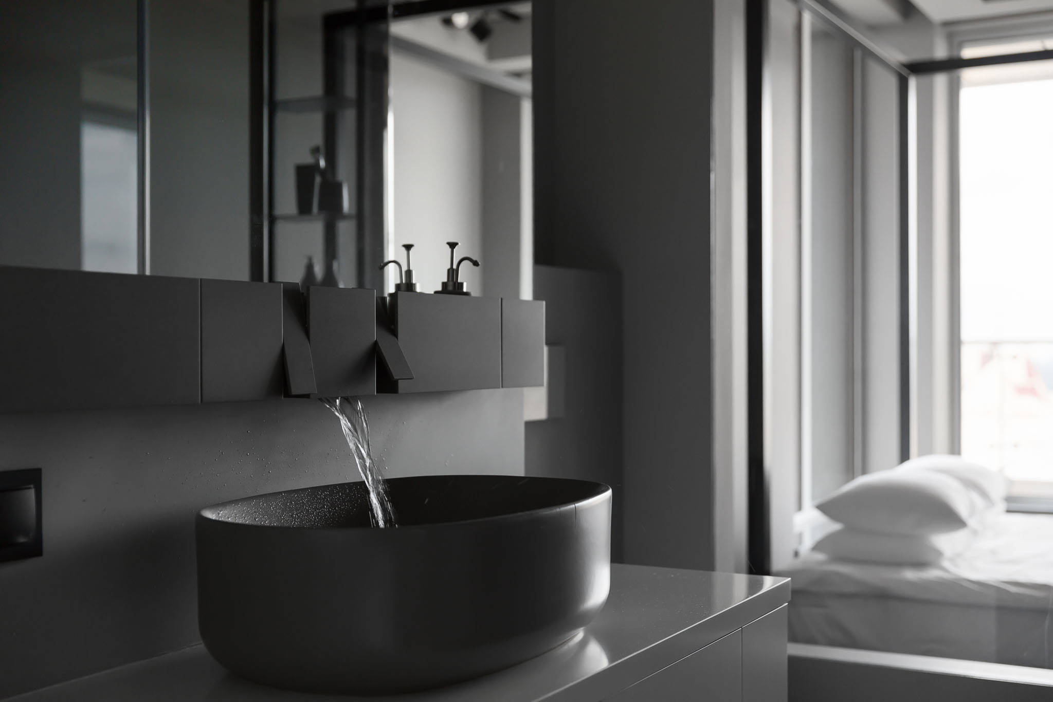 Houzz Украина: Квартира — аквариум с видом на город