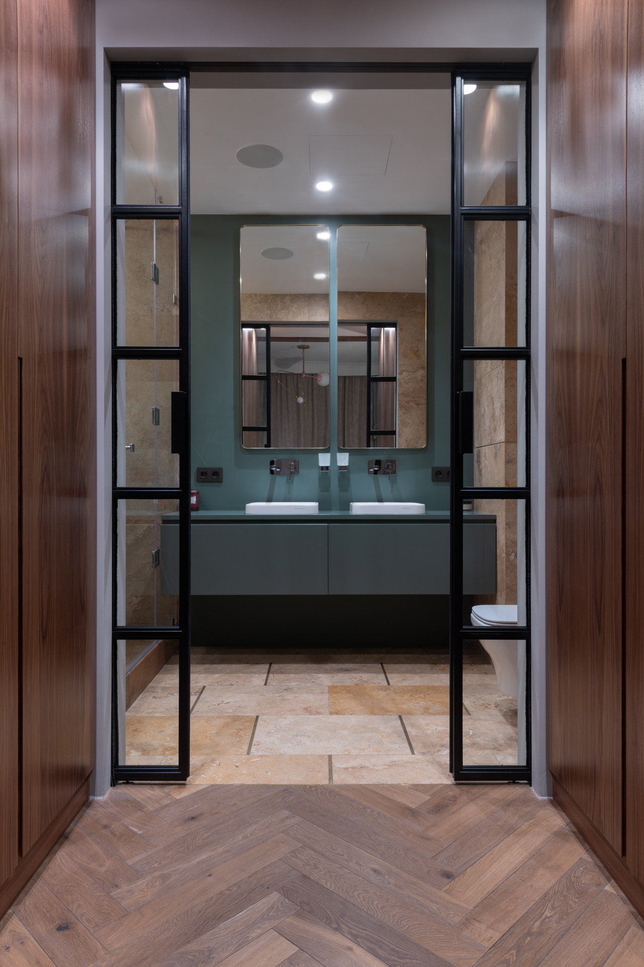 Houzz тур: Ремонт из материалов с постсоветского пространства