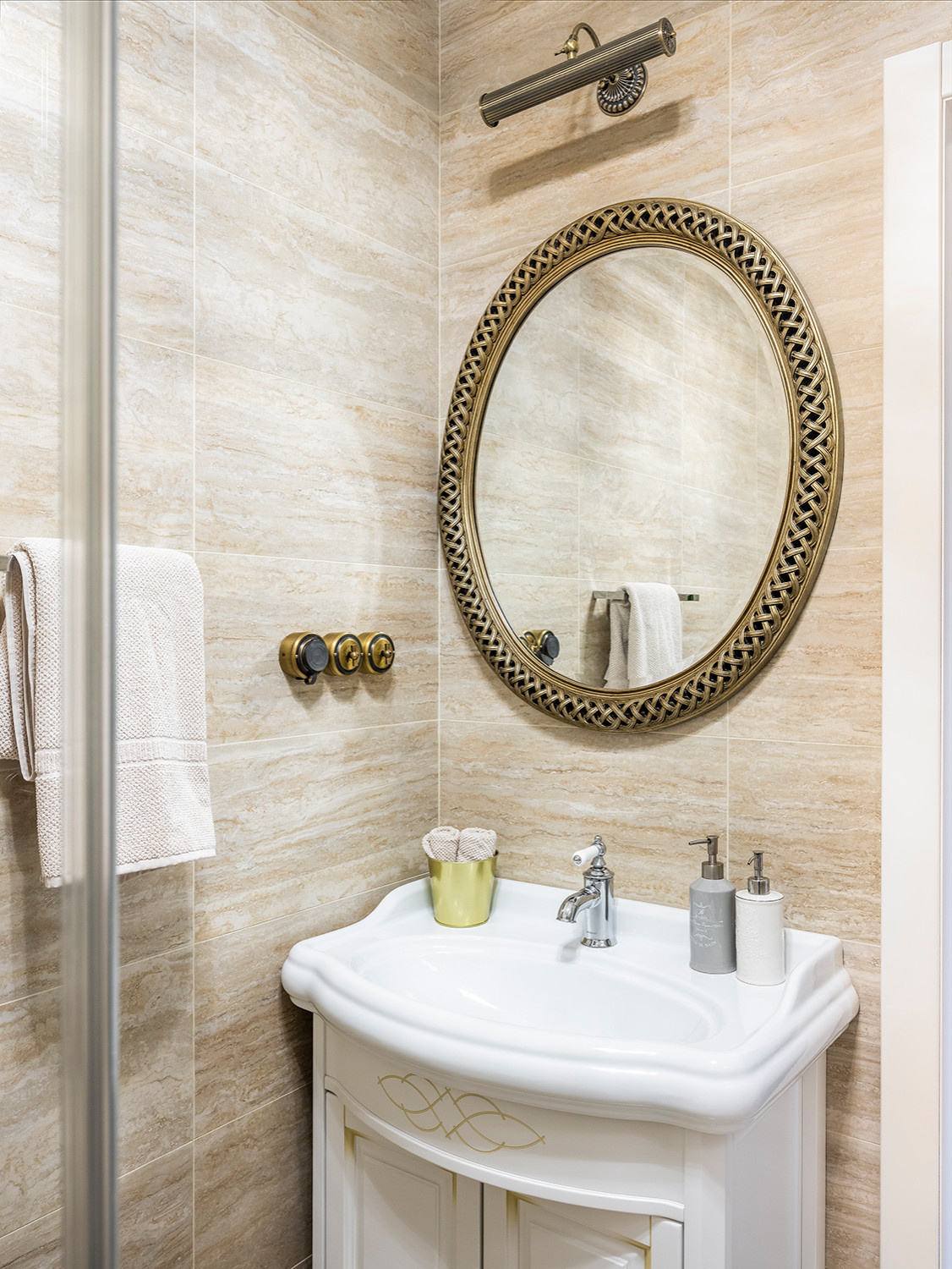 Houzz тур: Квартира для студента МГУ и его родителей