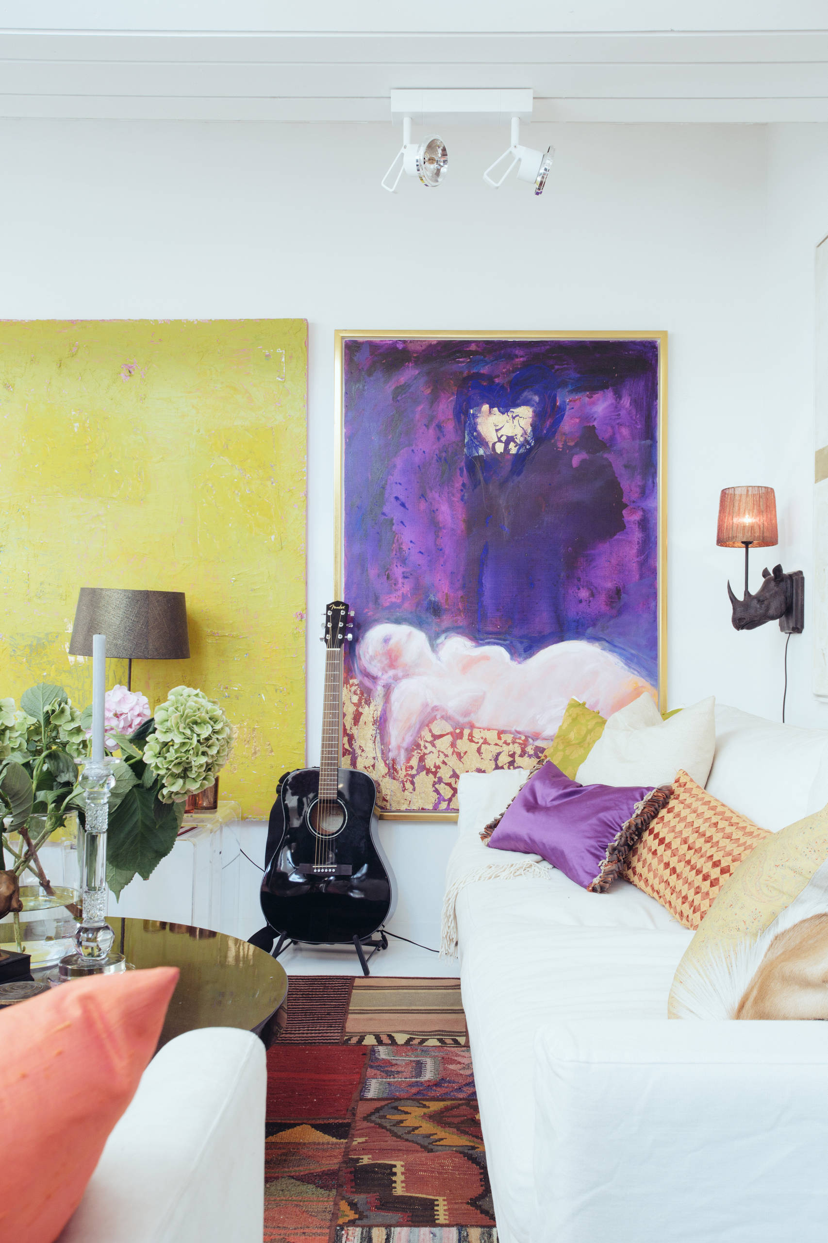 Ультрафиолет — цвет 2018 года по версии Pantone