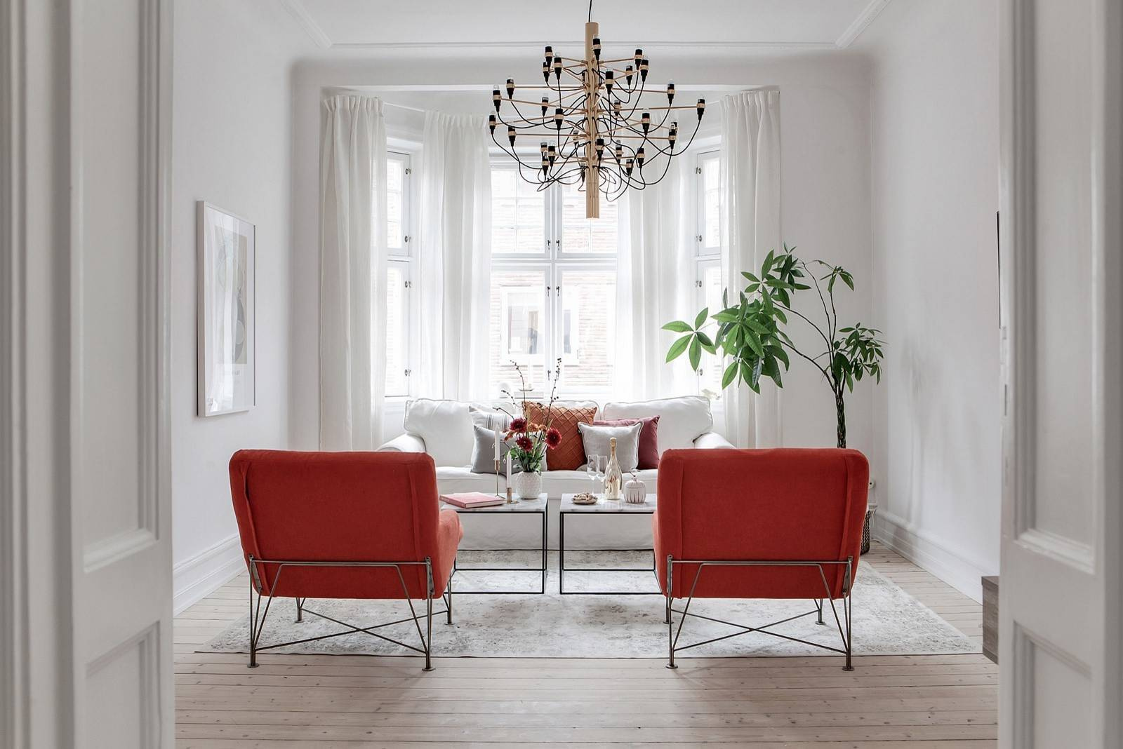 Цвет: Белый в интерьере — как использовать и с чем сочетать