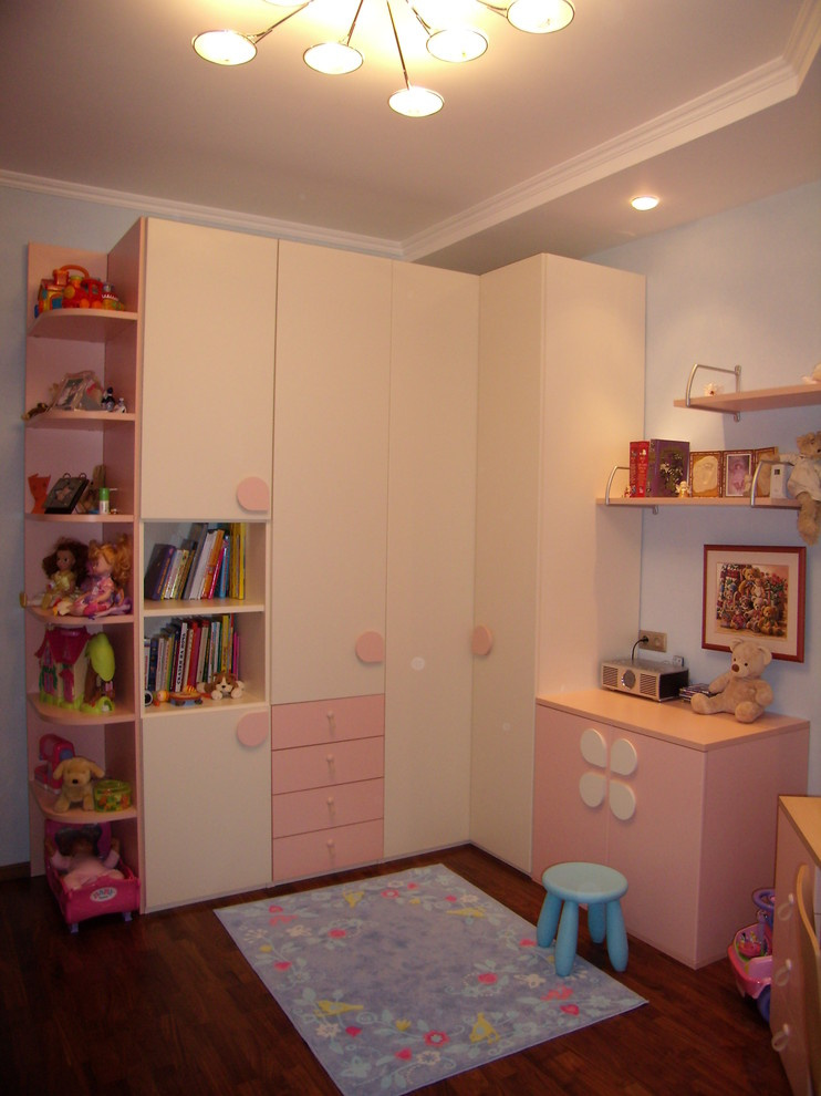 girl's room