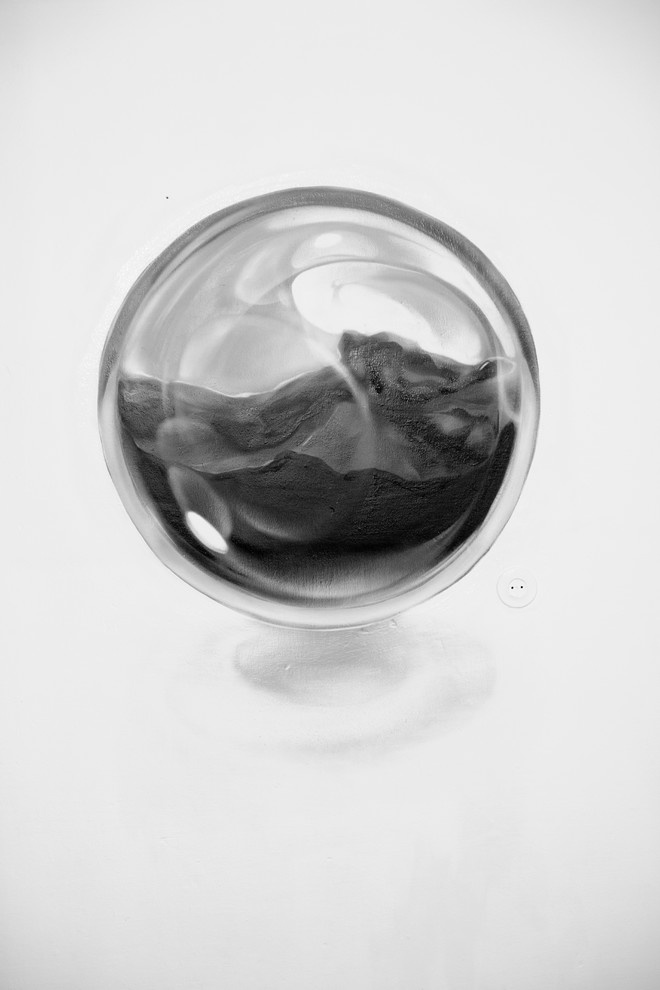 "Black sphere" in the bedroom