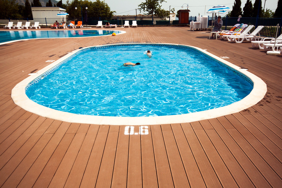 Social outdor swimming pools