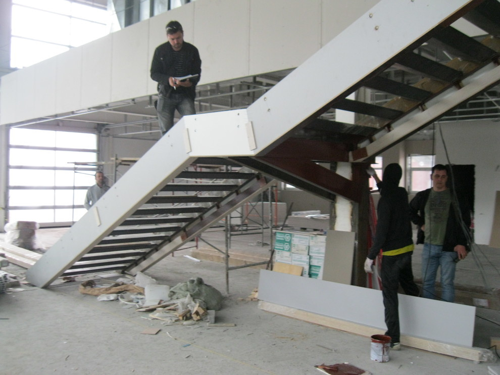 mercedes benz showroom stair