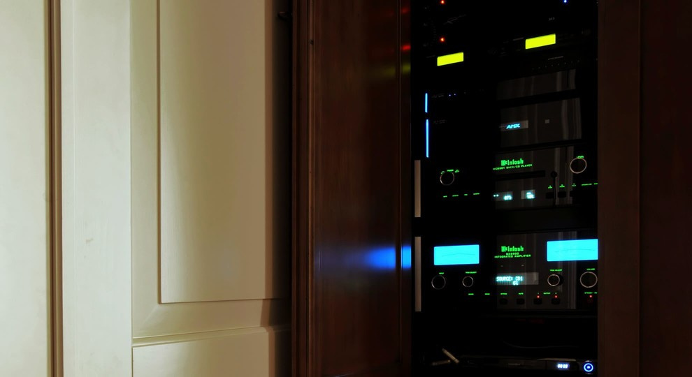 Дворянское гнездо / The Manor Estate