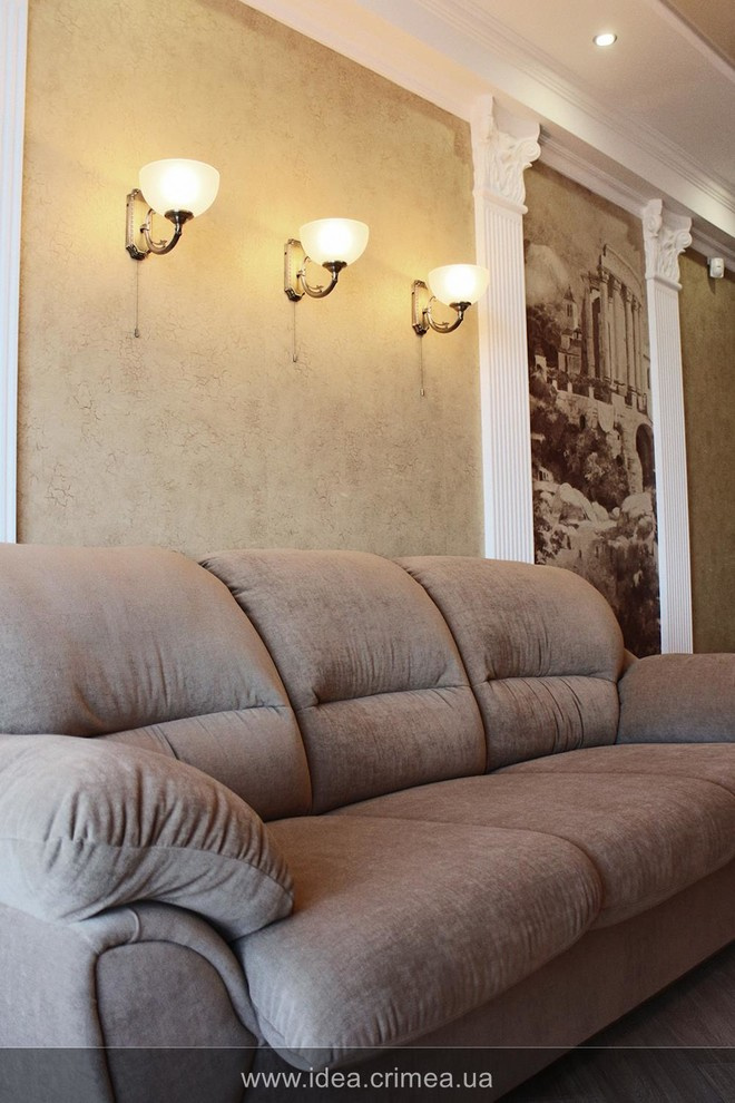 Antique atmosphere in modern apartment