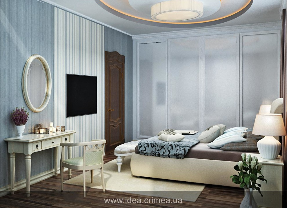 Traditional bedroom and bathroom design