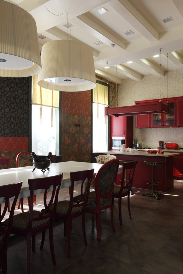 A country home near Moscow for a large family and guests