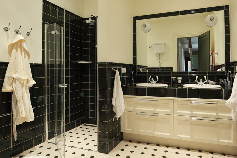 A country home near Moscow for a large family and guests