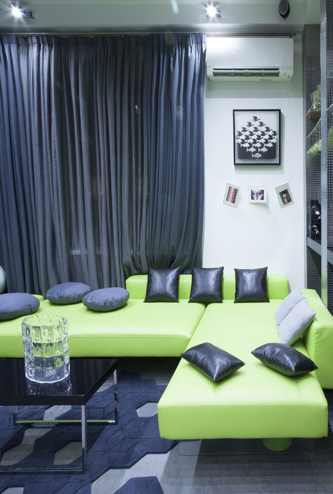 КВАРТИРА-СТУДИЯ 61,17 M2, В СТИЛЕ ПОП-АРТ НА САВВИНСКОЙ НАБ.